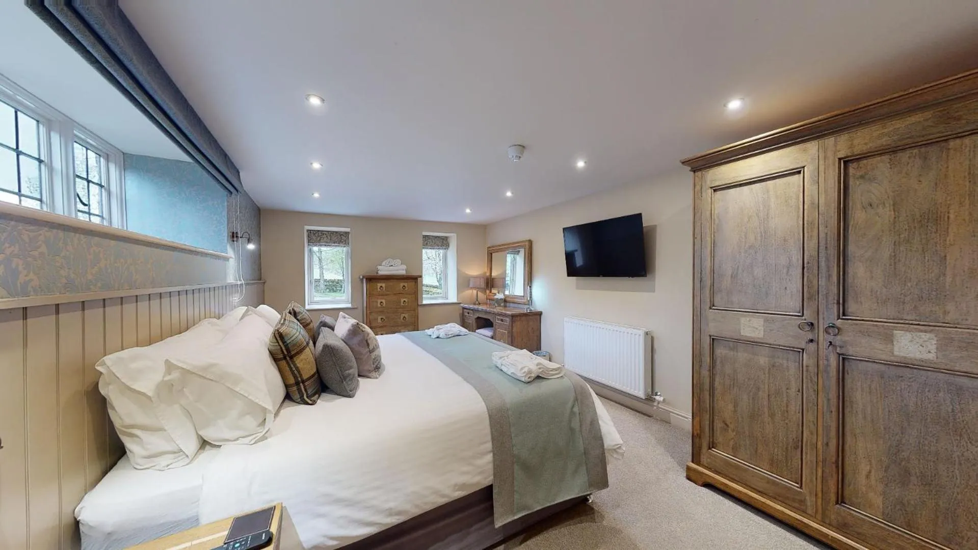 Bed in Stone House Hotel