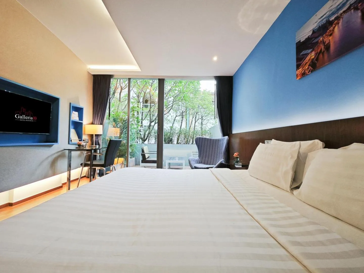 Bed in Galleria 10 Hotel Bangkok