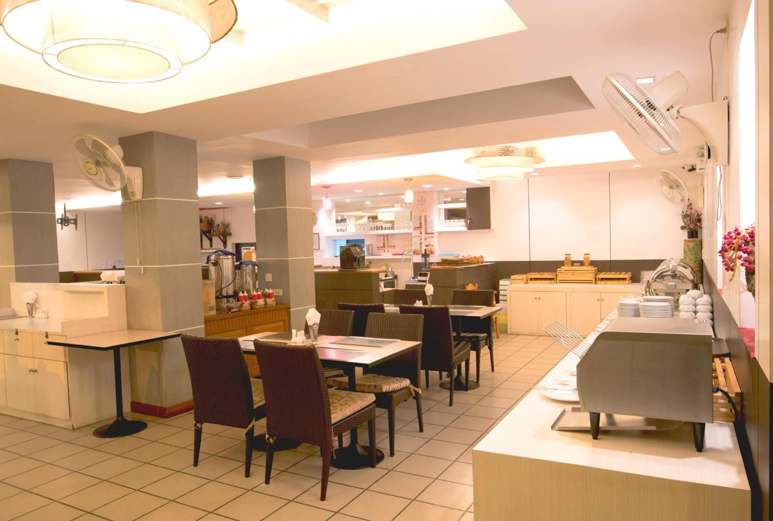 Restaurant/places to eat in Baan Boa Resort