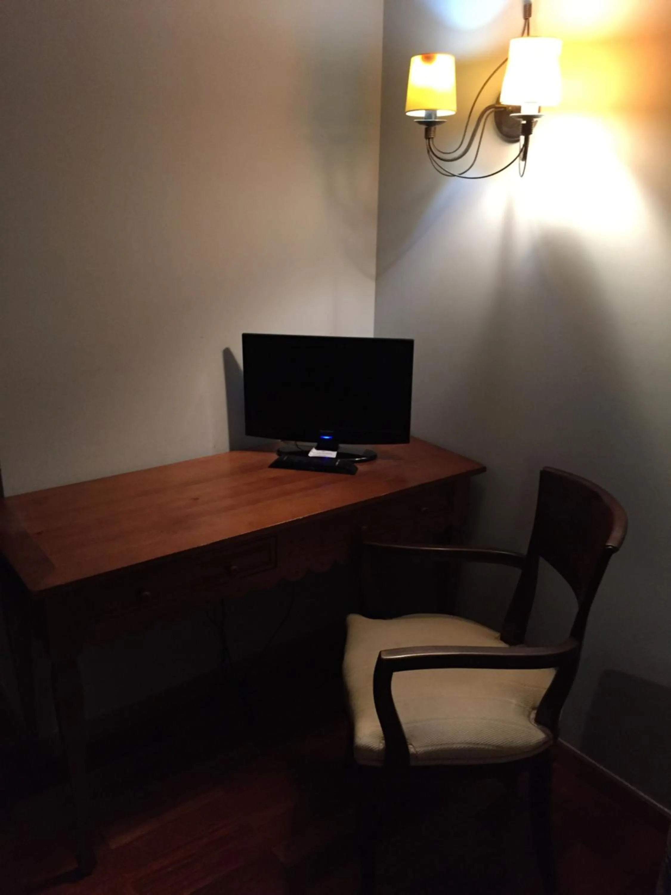 Decorative detail in Hotel Los Angeles