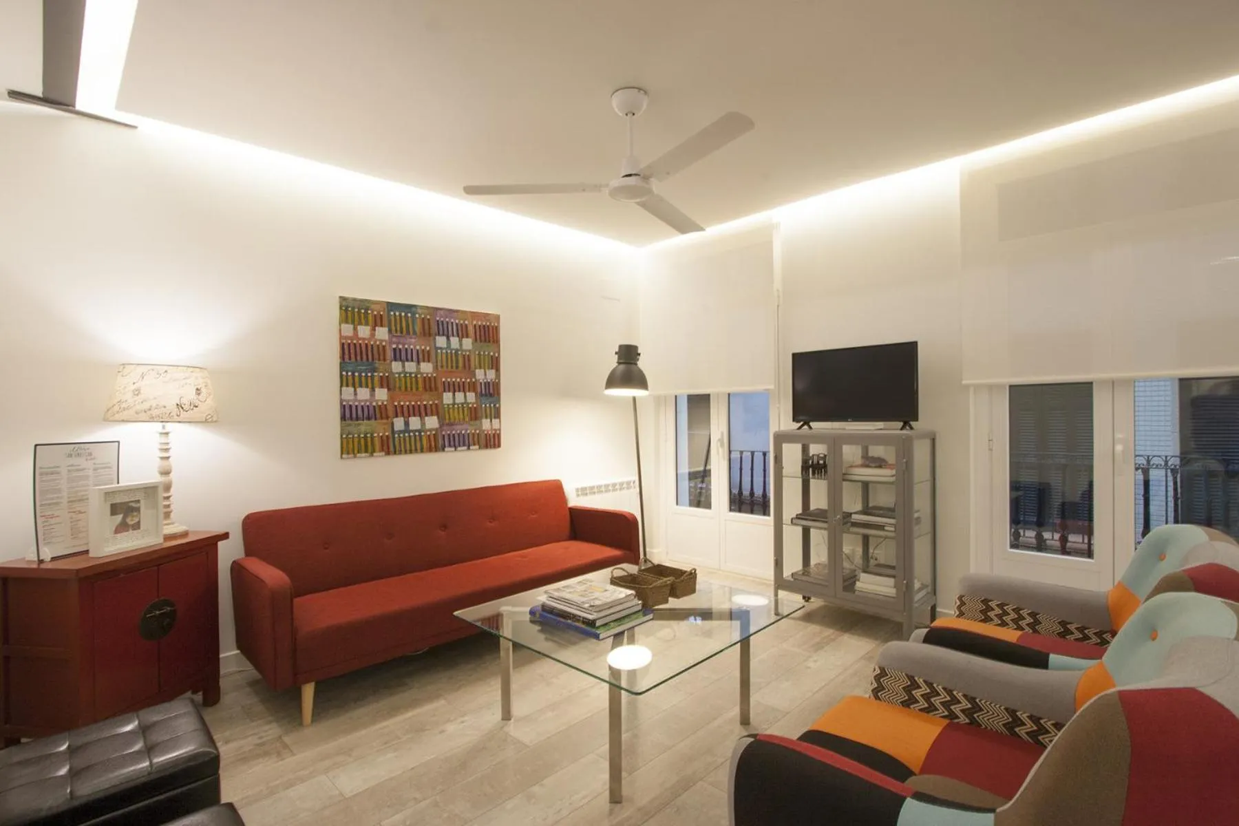 Dining area in Ku by Oldtown San Sebastian apartments