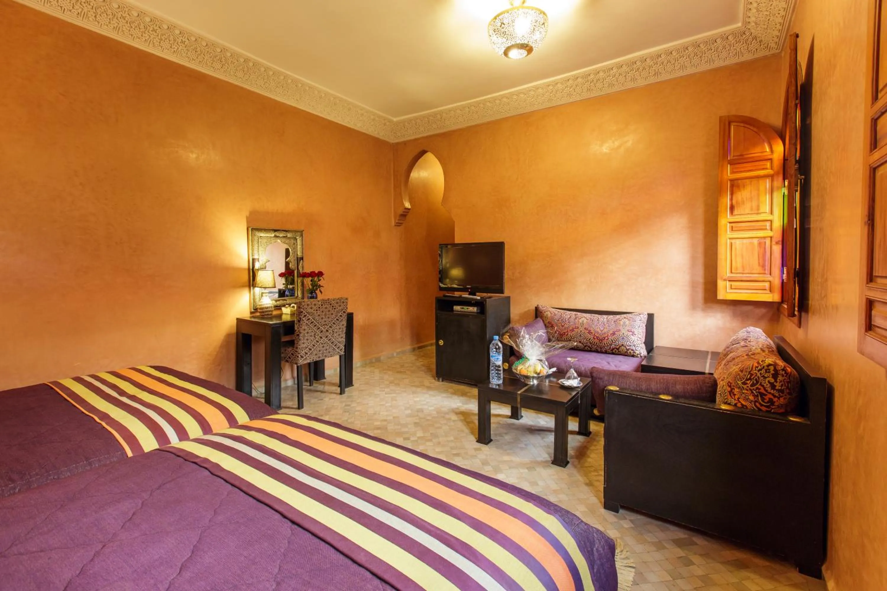 Photo of the whole room, Bed in Riad Andalib