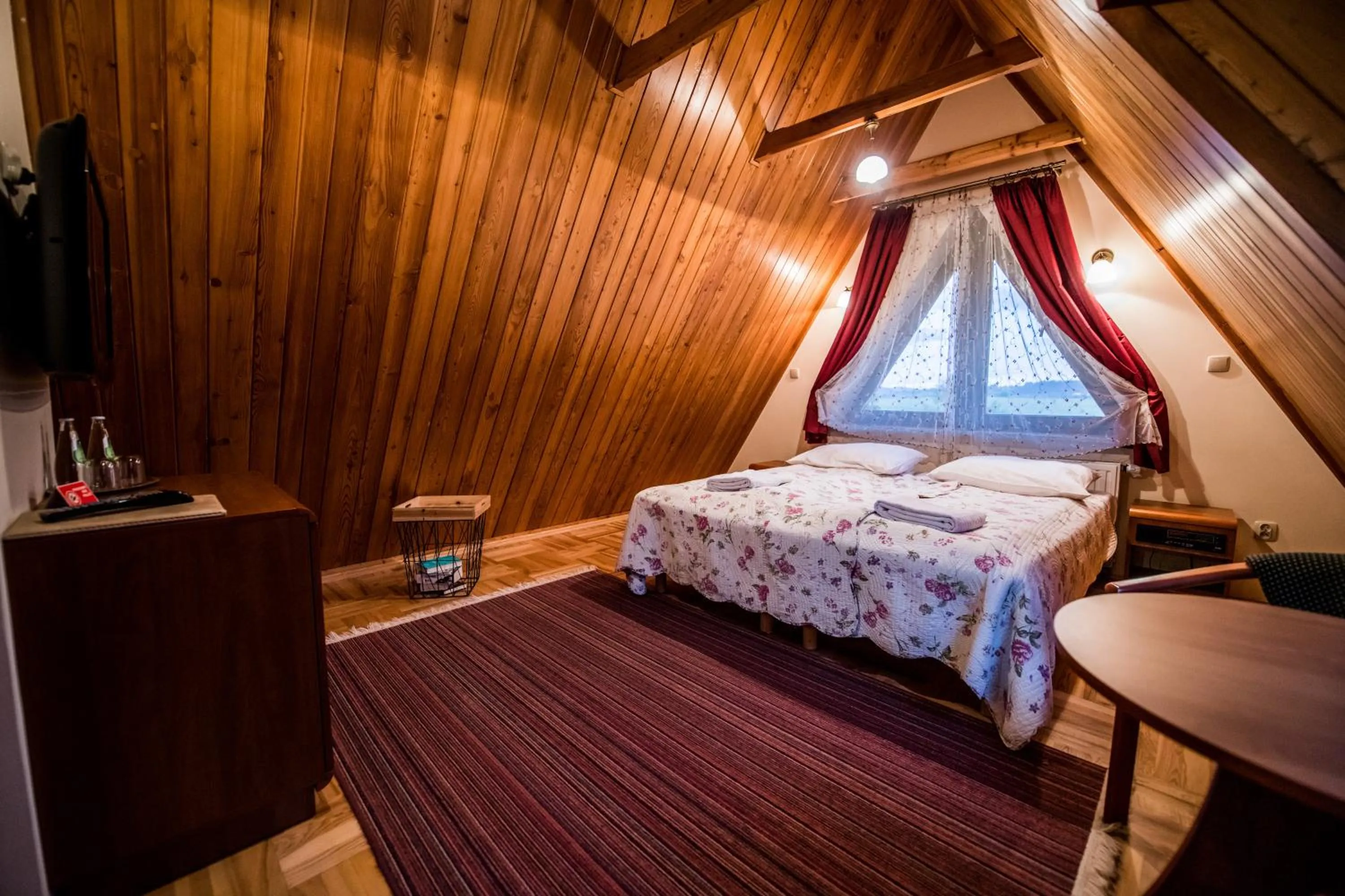 Bed in Apolonia Willa