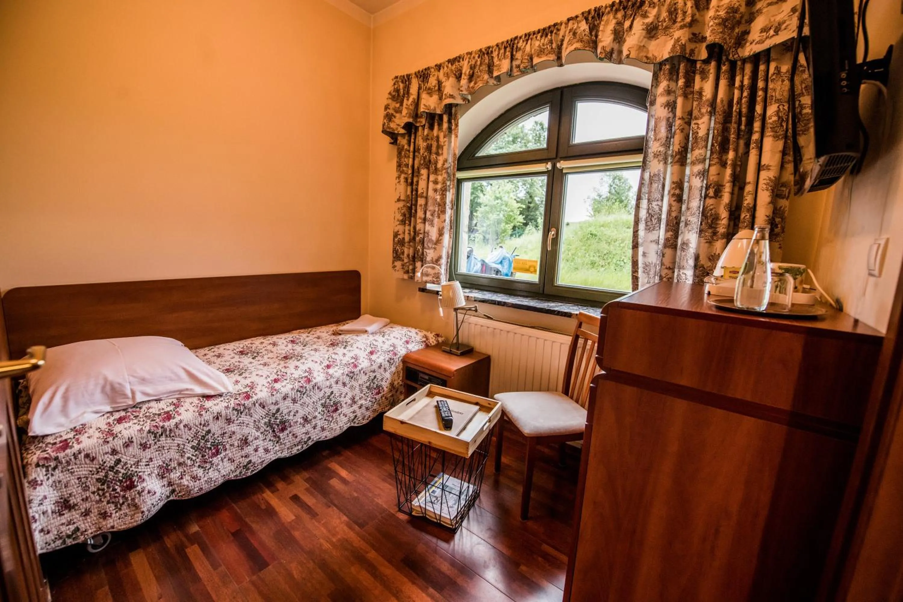 Bed in Apolonia Willa