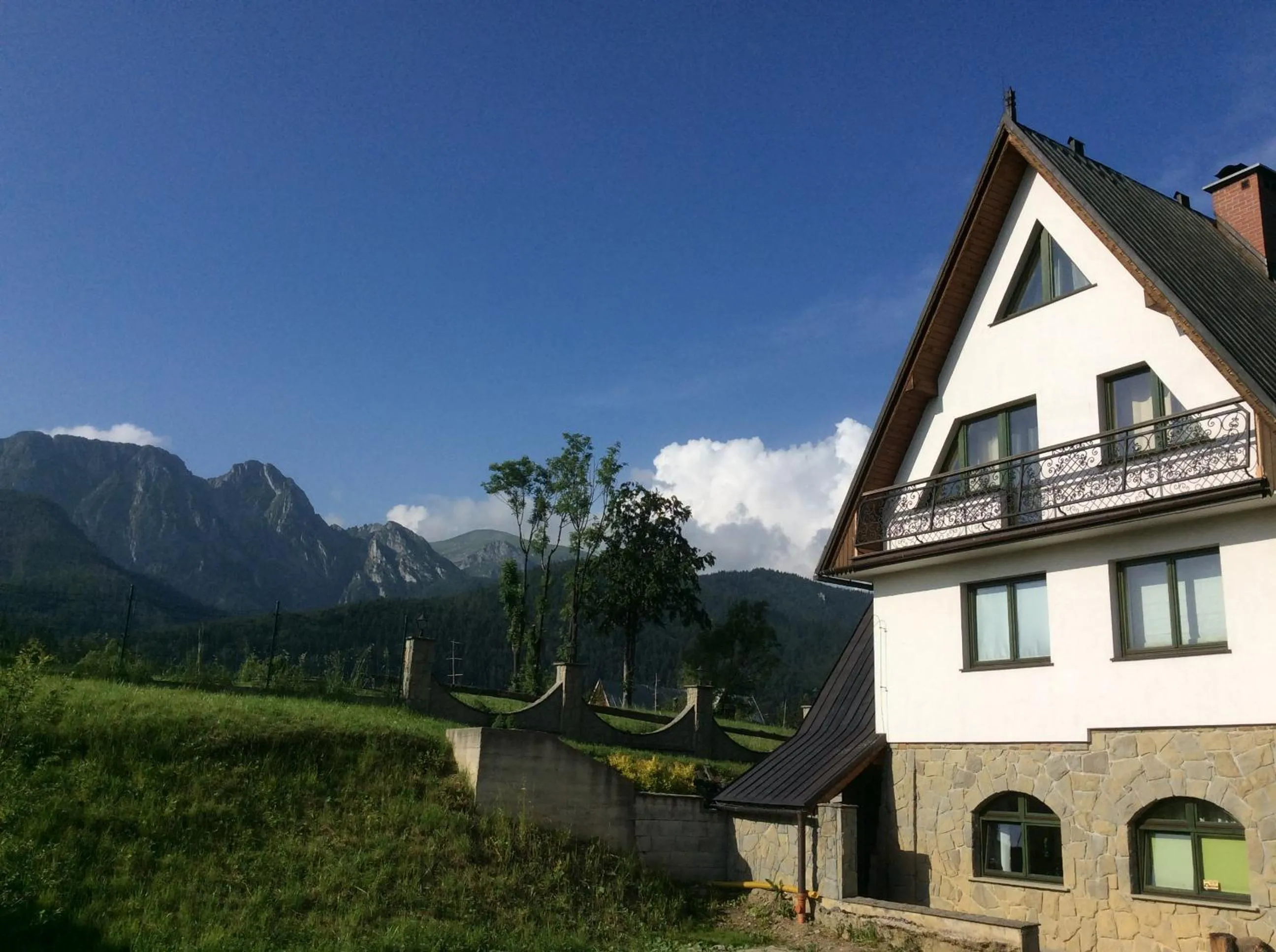 Property building in Apolonia Willa