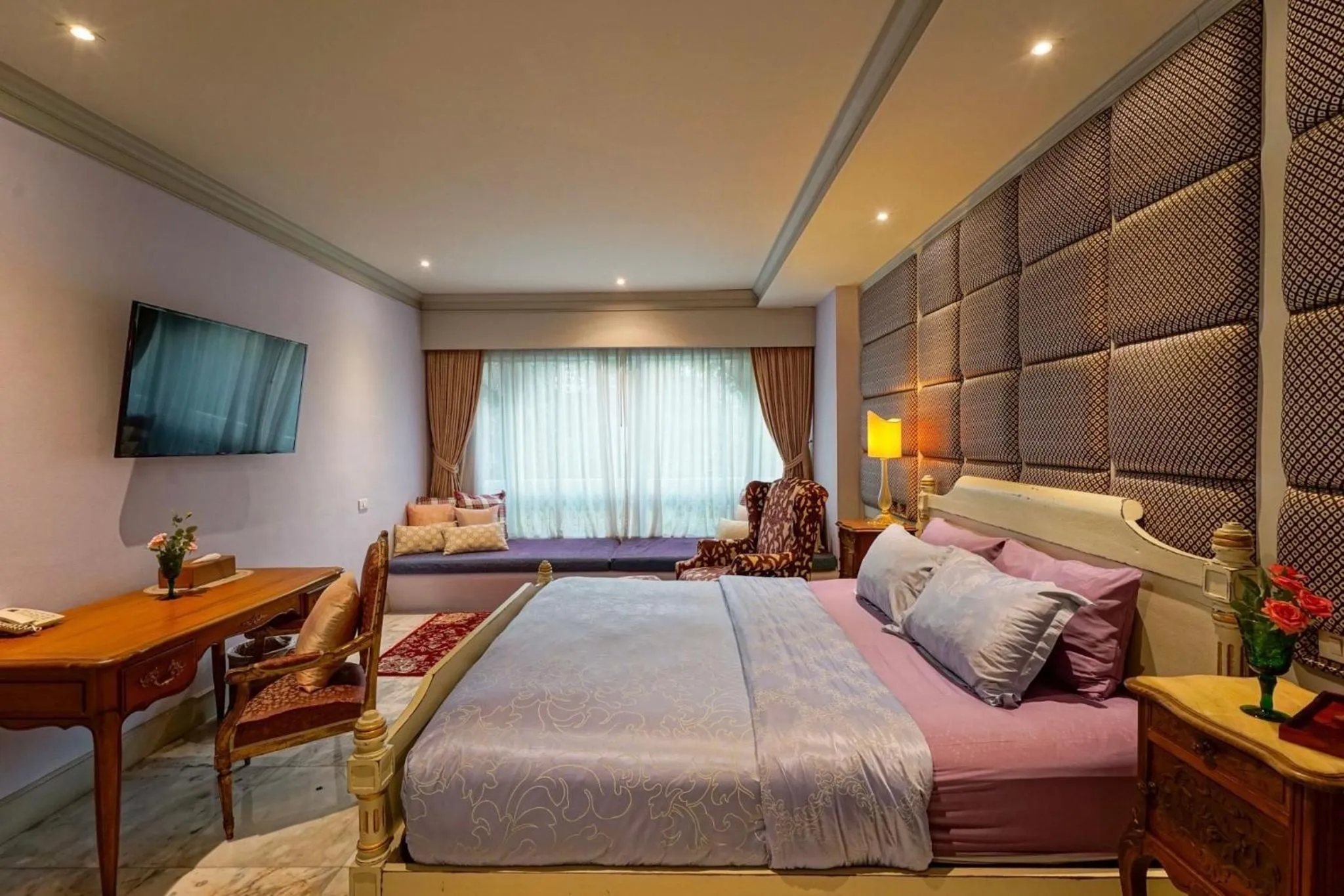 Bedroom, Bed in At Pingnakorn Riverside