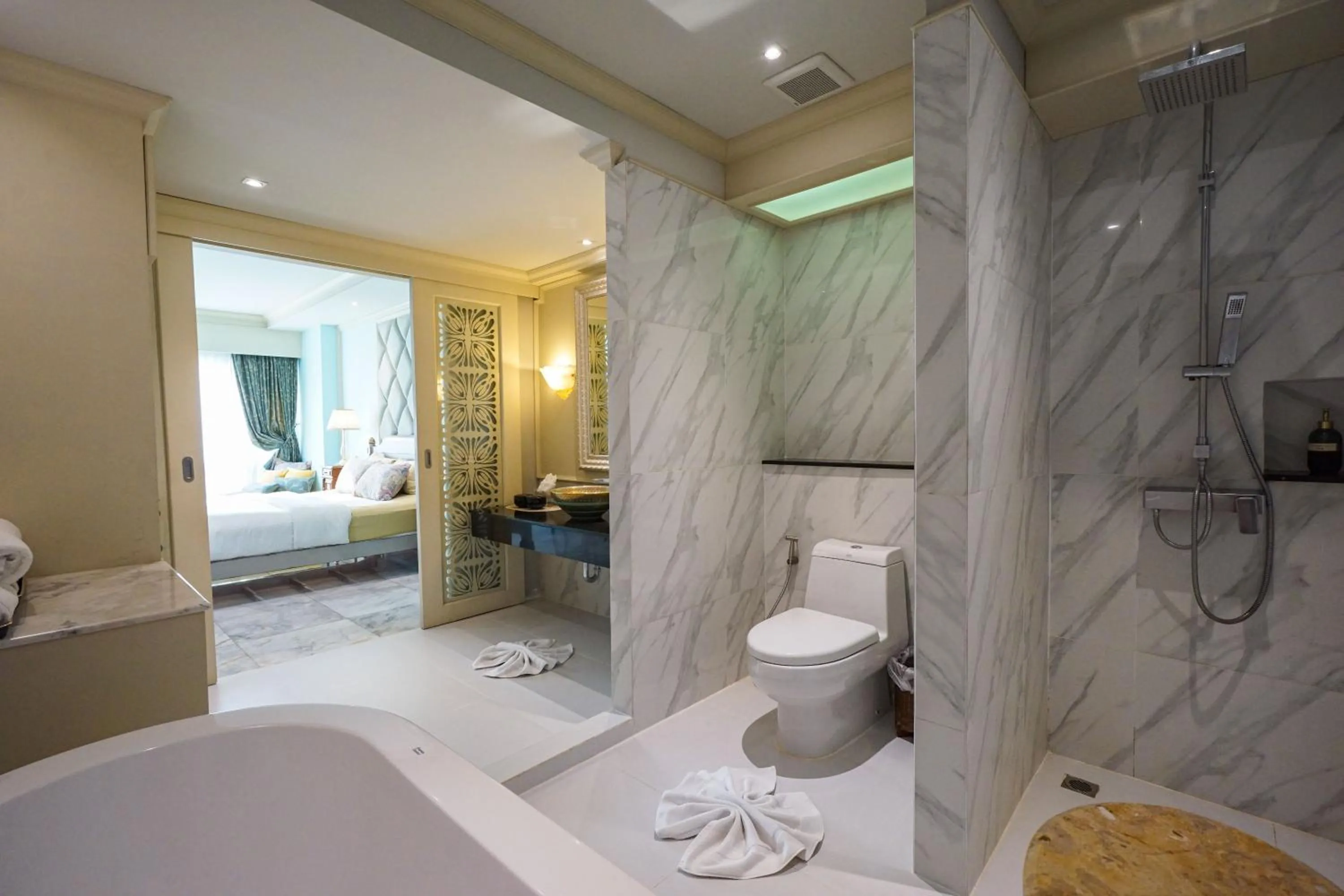 Bathroom in At Pingnakorn Riverside