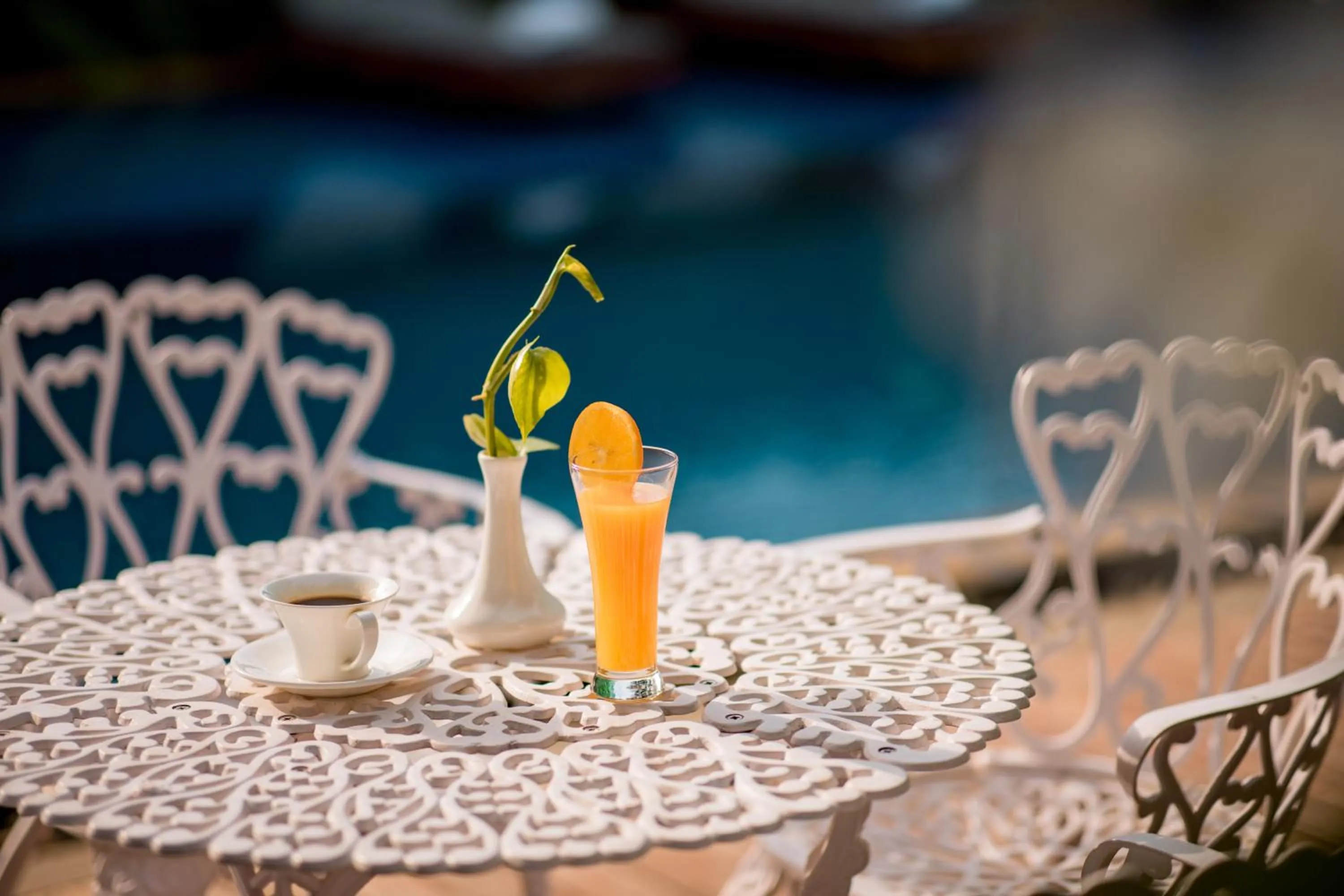 Food and drinks in Ratana Angkor Hotel