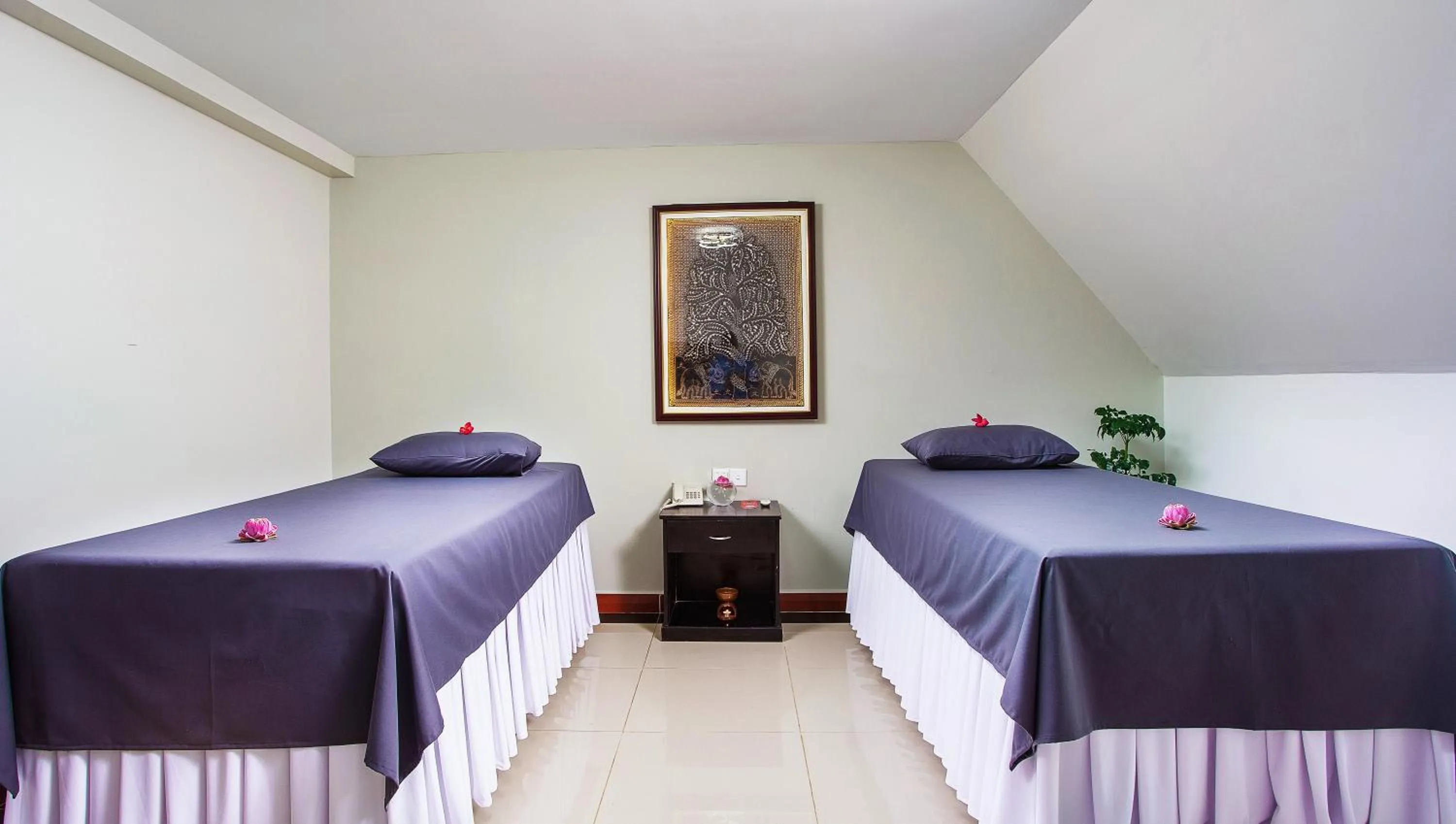 Spa and wellness centre/facilities, Bed in Ratana Angkor Hotel
