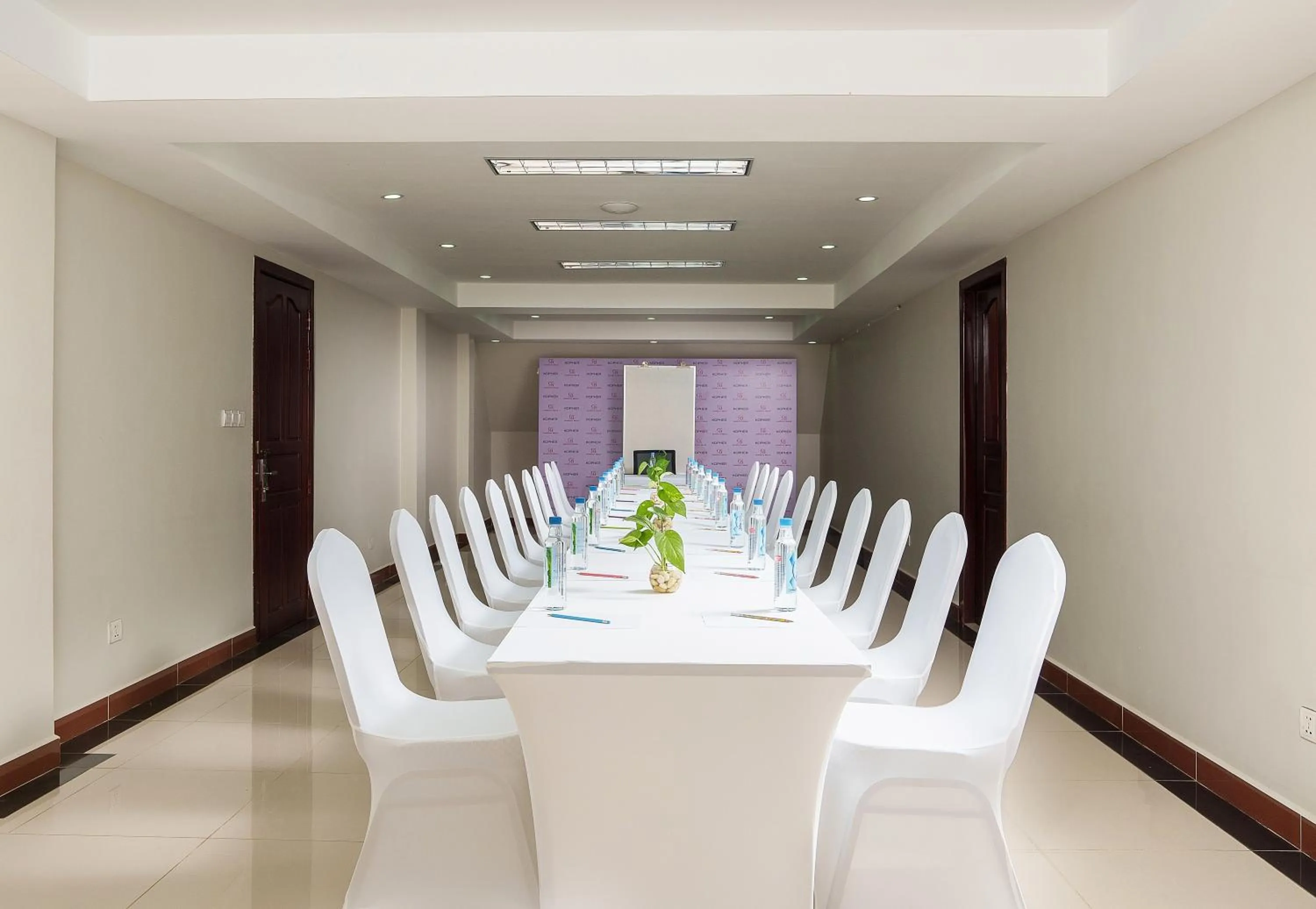 Meeting/conference room in Ratana Angkor Hotel