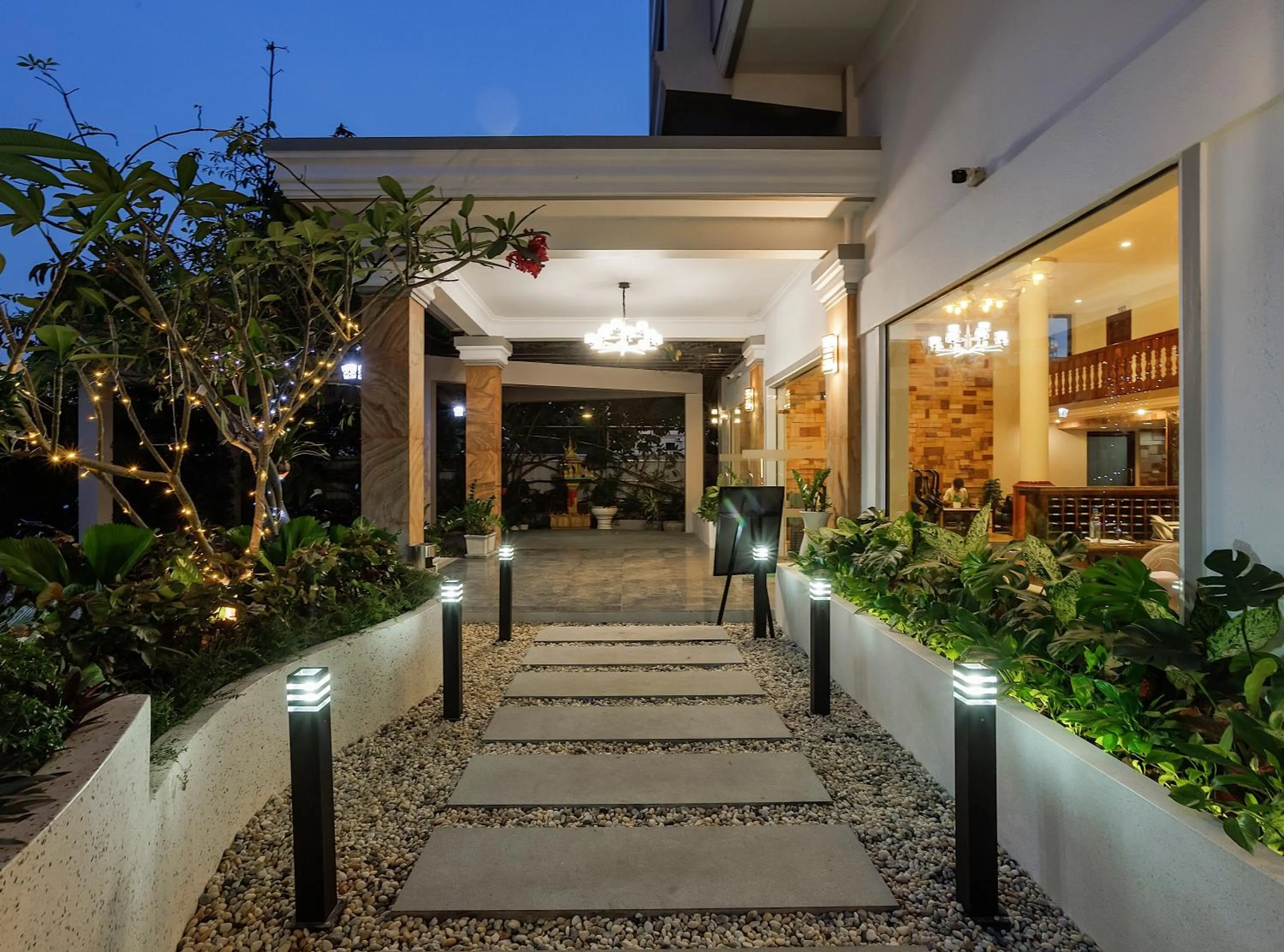 Garden in Ratana Angkor Hotel