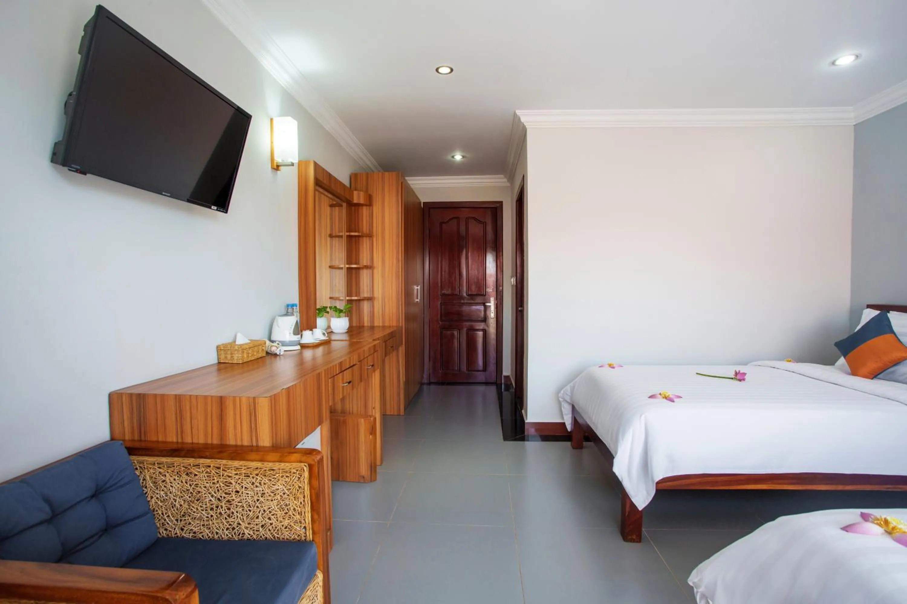 Bed in Ratana Angkor Hotel