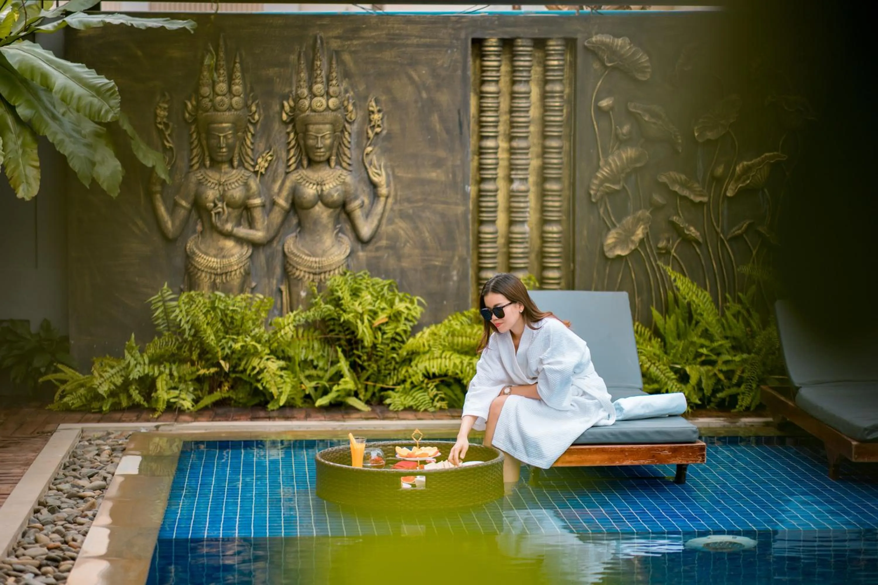 Pool view in Ratana Angkor Hotel