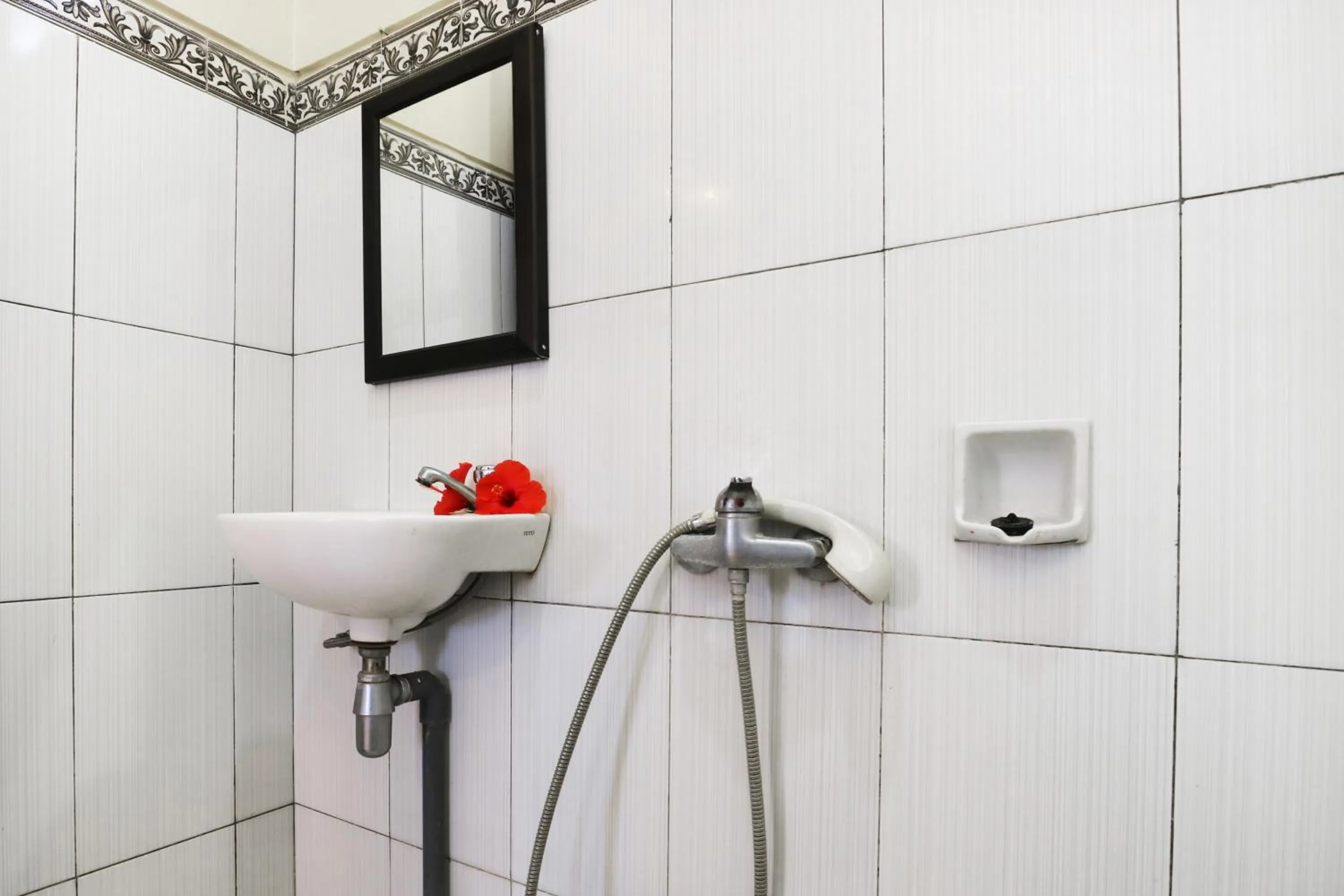 Shower in Jungut Guest House Ubud