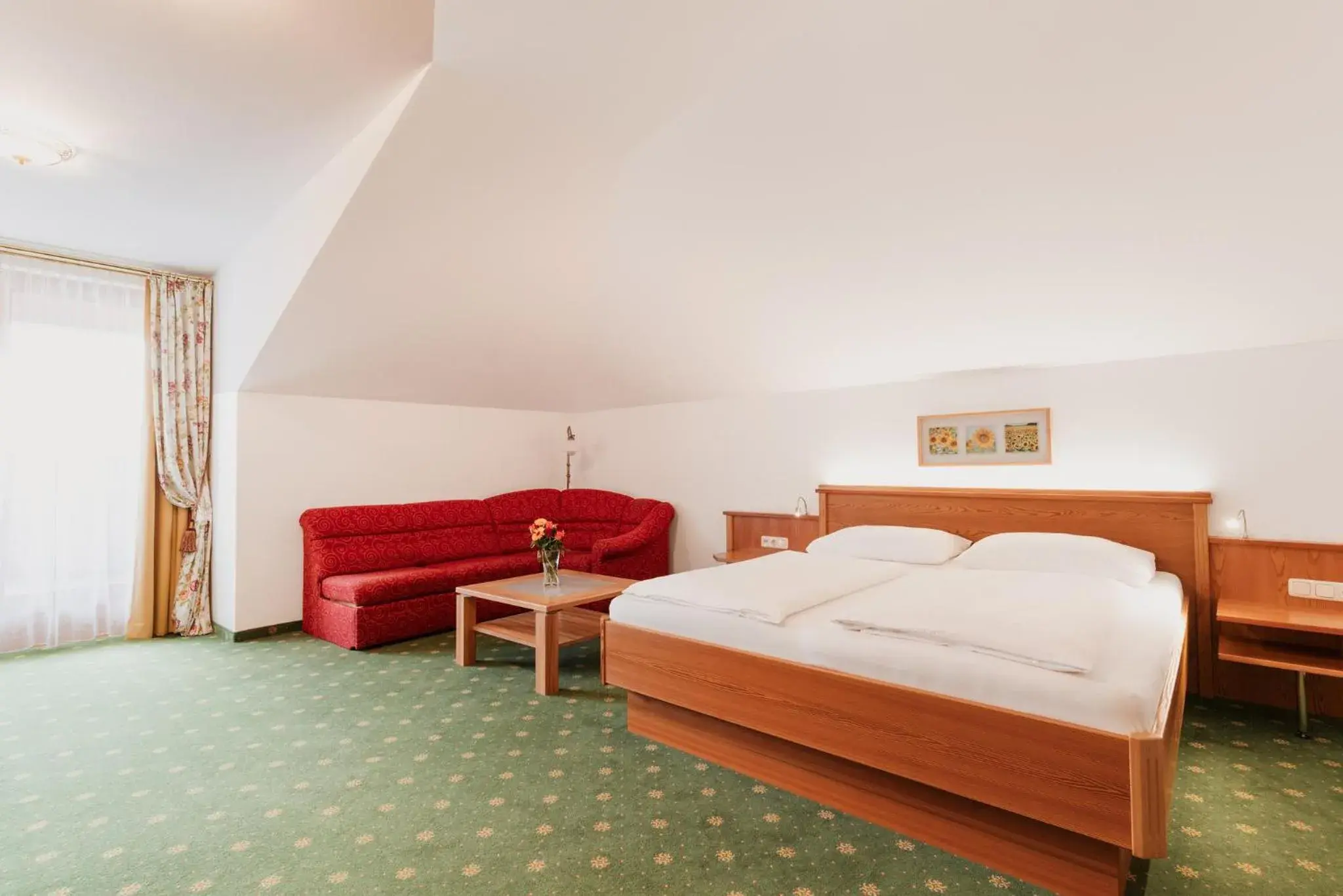 Family Room with Balcony in Hotel Gratz Großarl Family Room with Balcony in Hotel Gratz Großarl