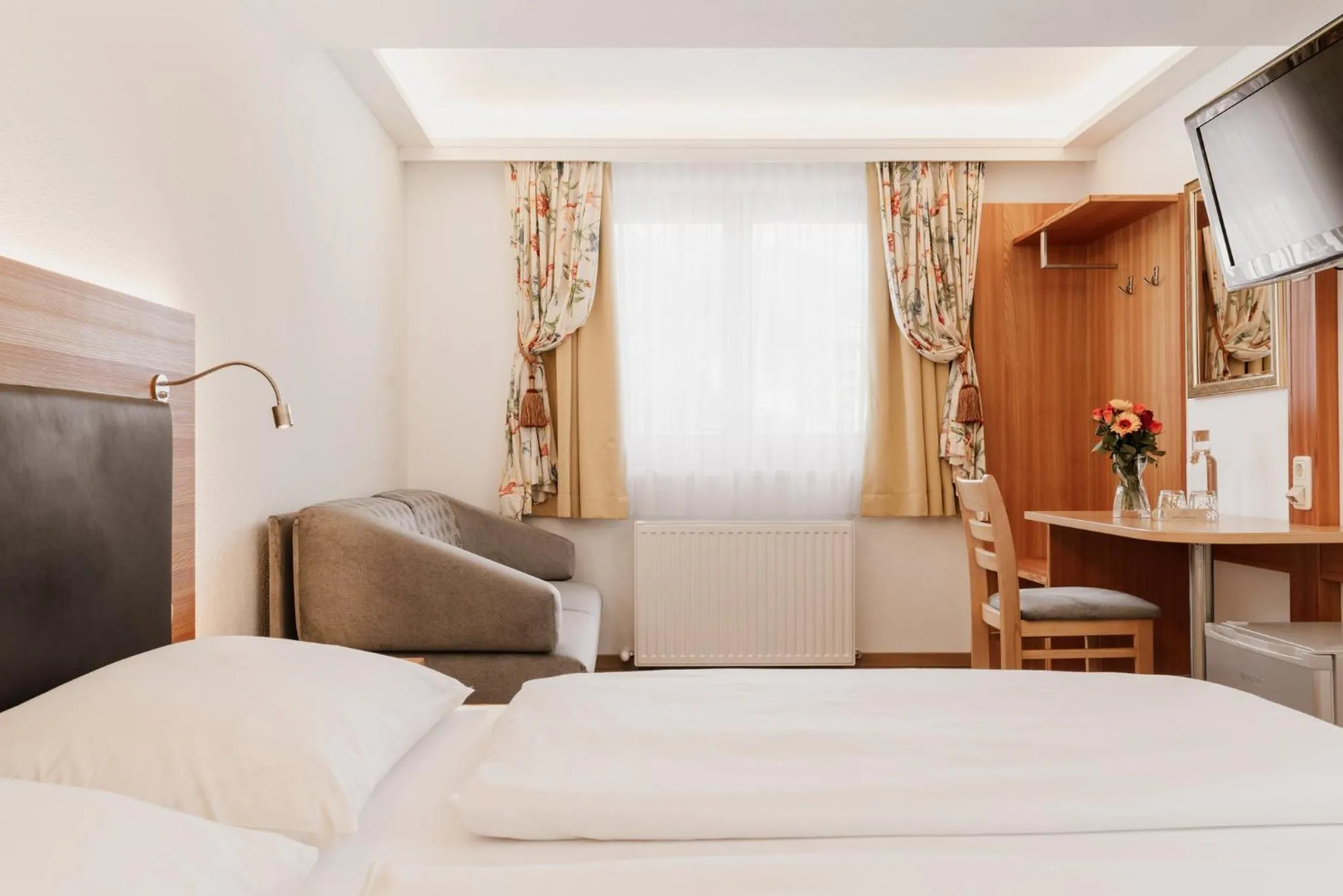 Bedroom, Bed in Hotel Gratz Großarl