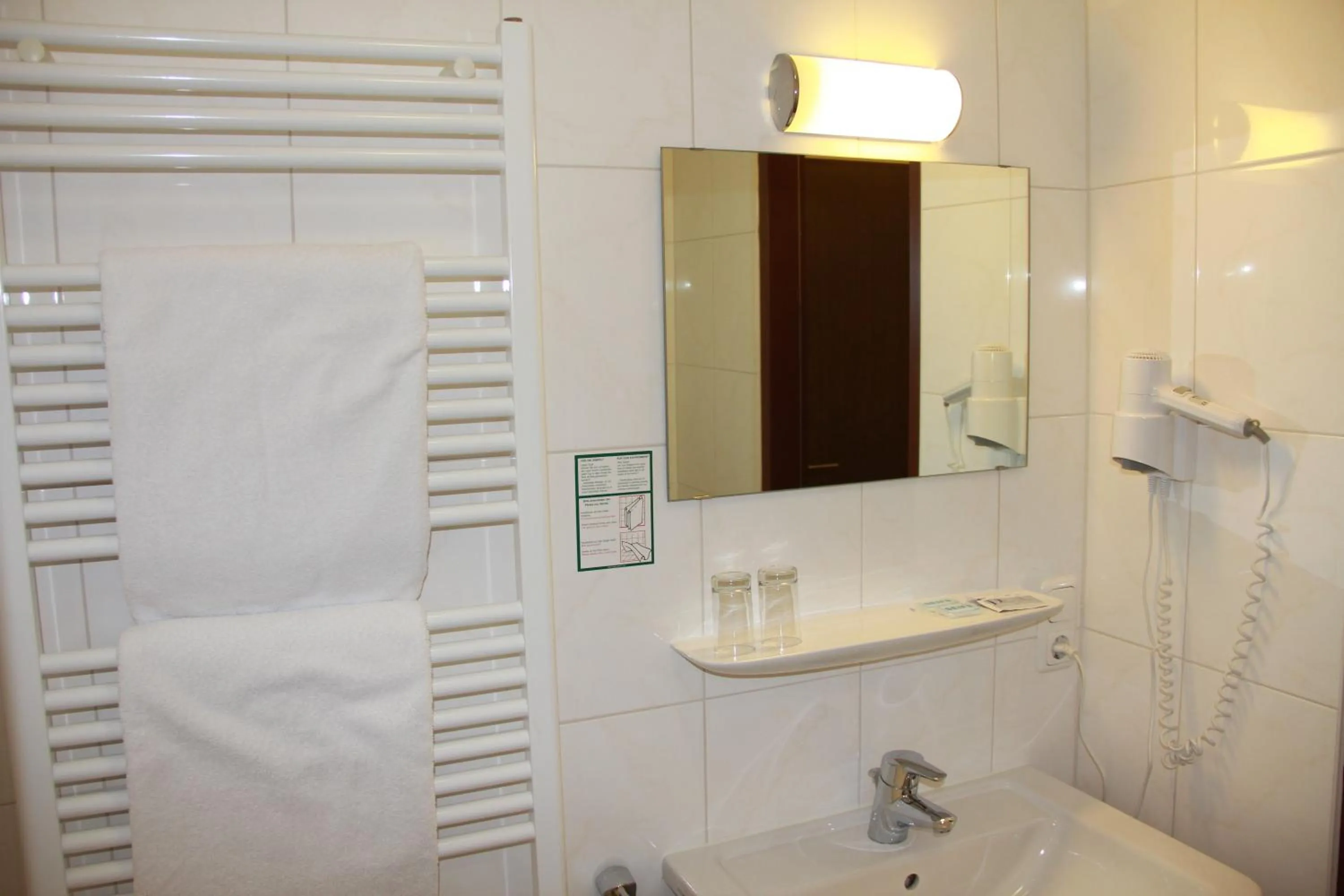 Bathroom in Alpenhotel Brennerbascht