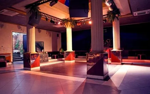 Nightclub / DJ in Hotel Torres I