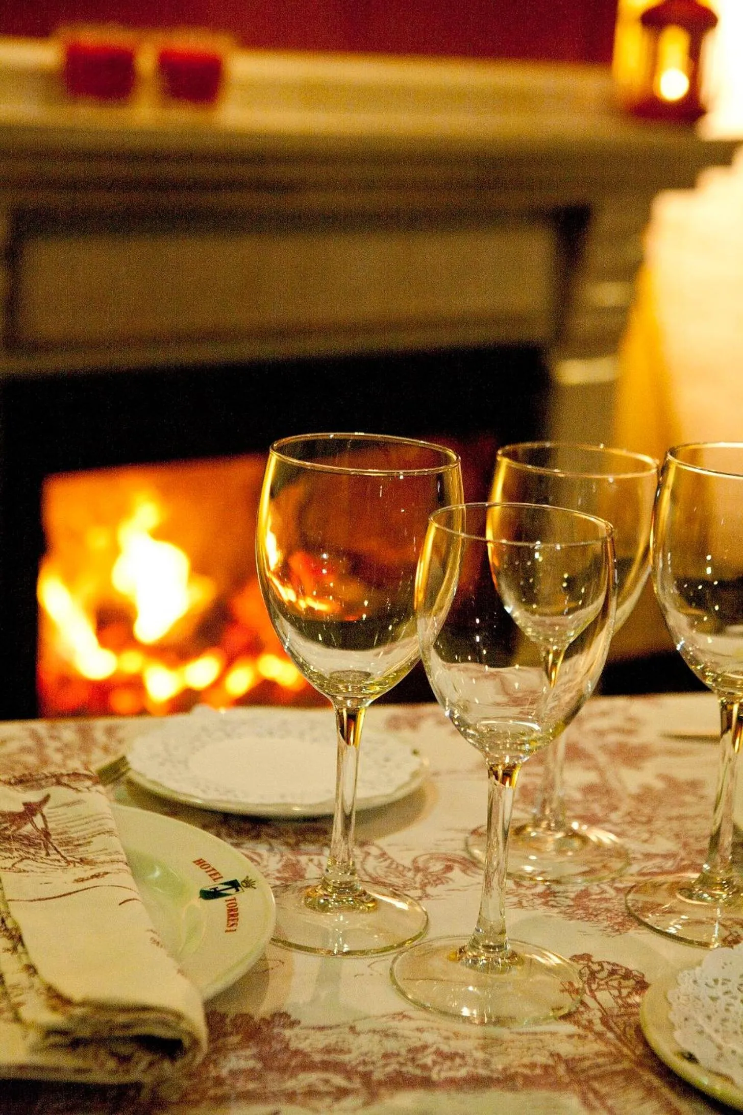 Restaurant/places to eat in Hotel Torres I