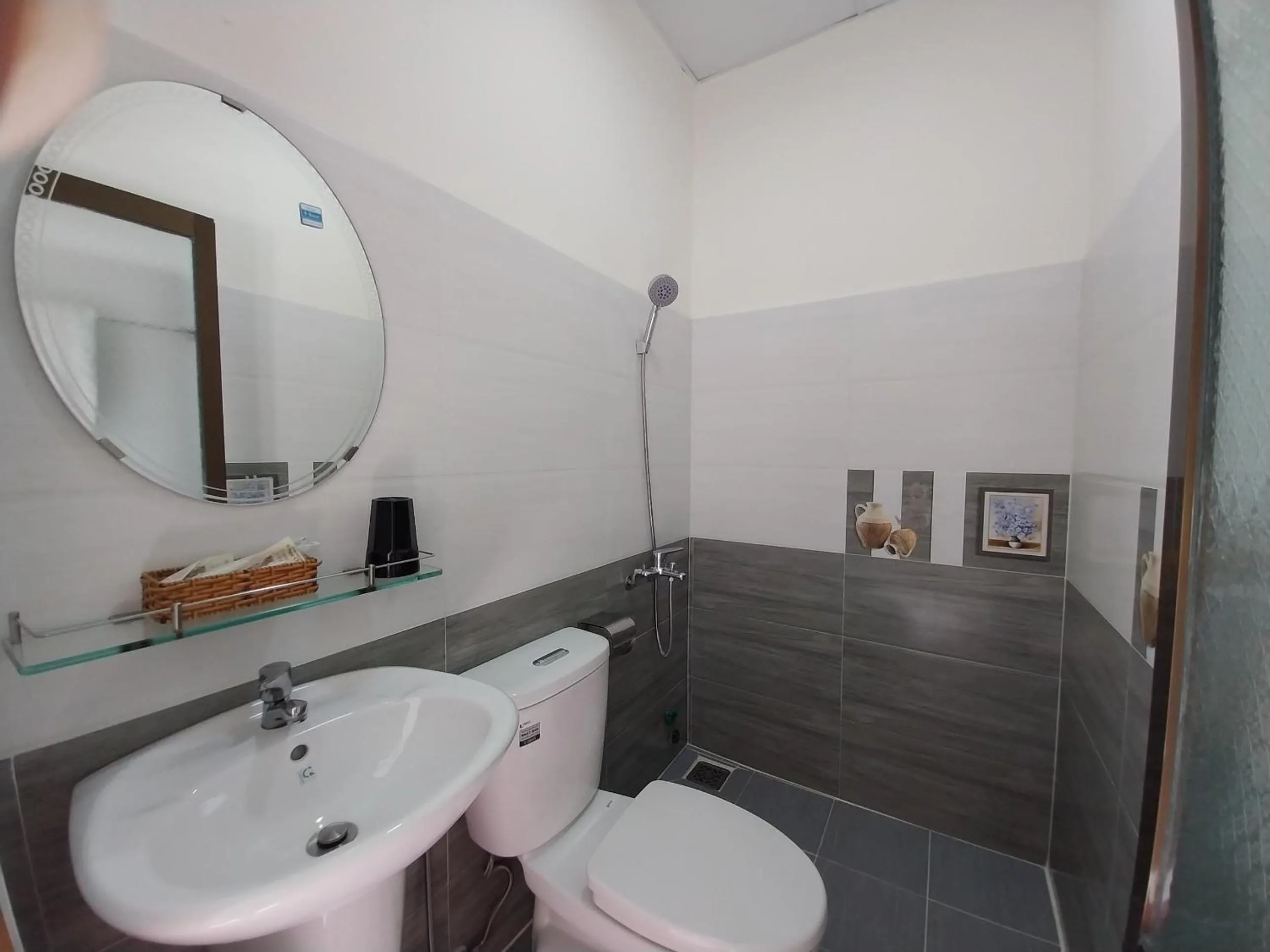 Bathroom in Cam Ly Homestay