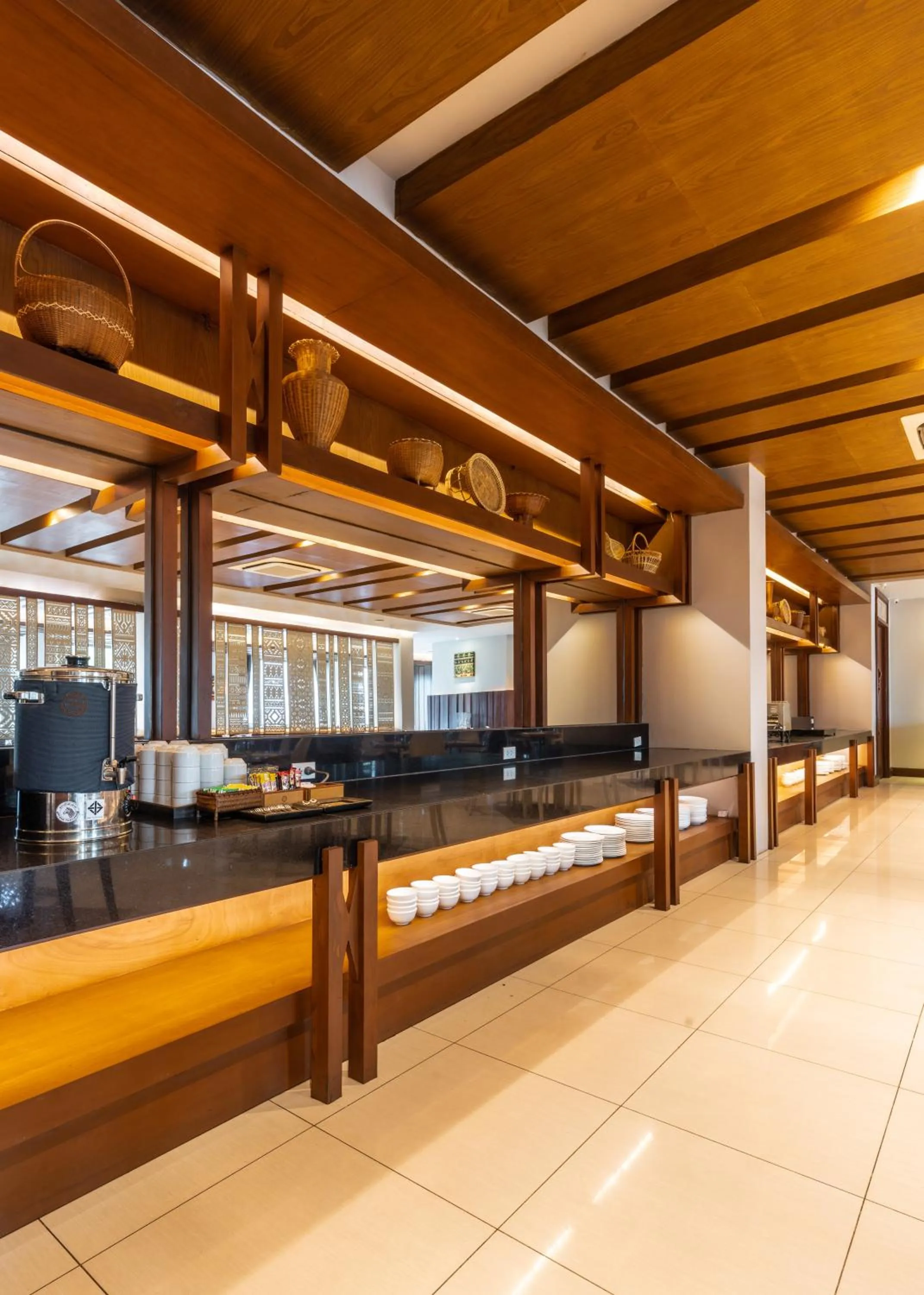 Restaurant/places to eat in Grand Hotel Vientiane