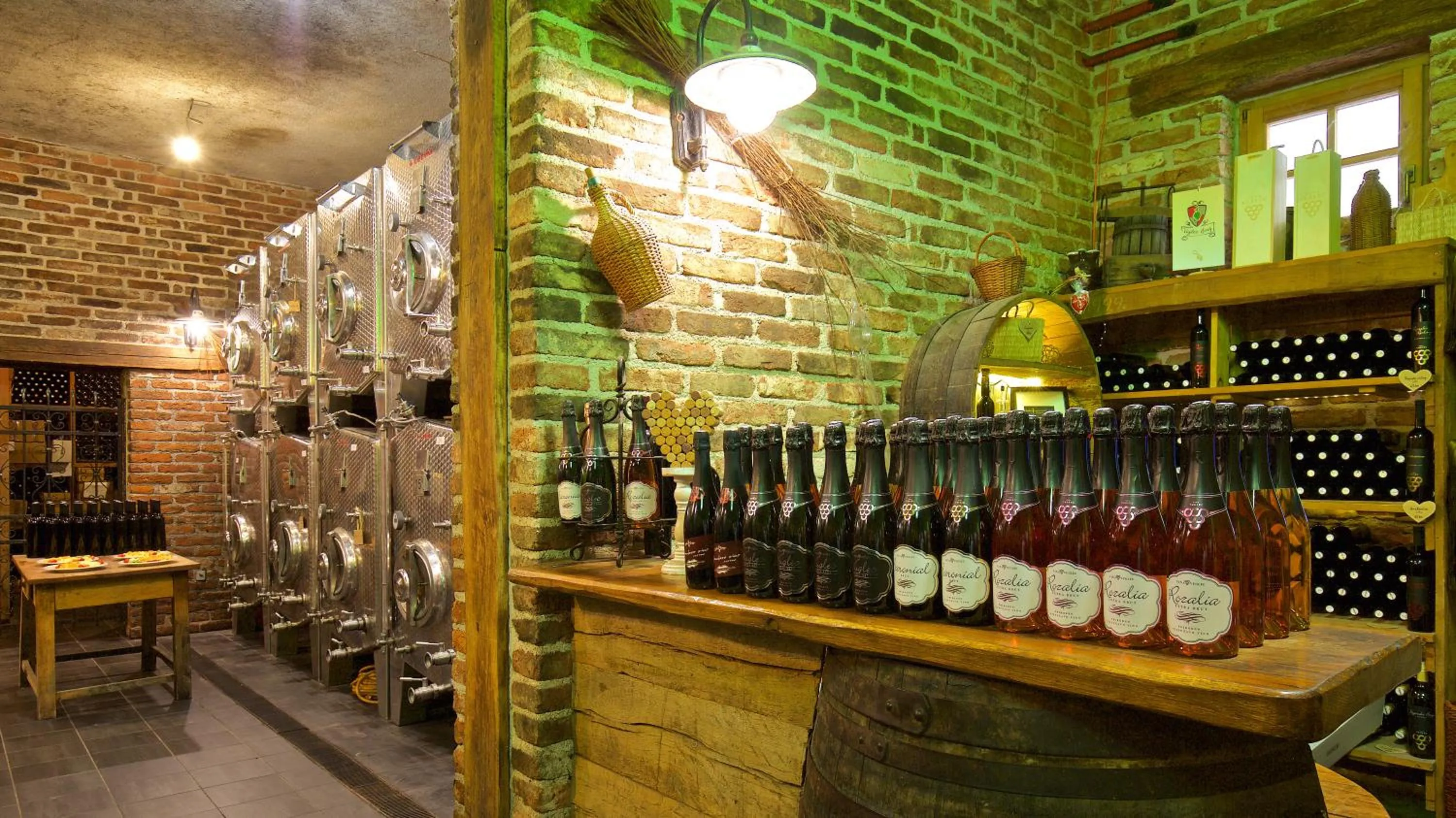 Restaurant/places to eat in Winery, Restaurant & Pension Vuglec Breg