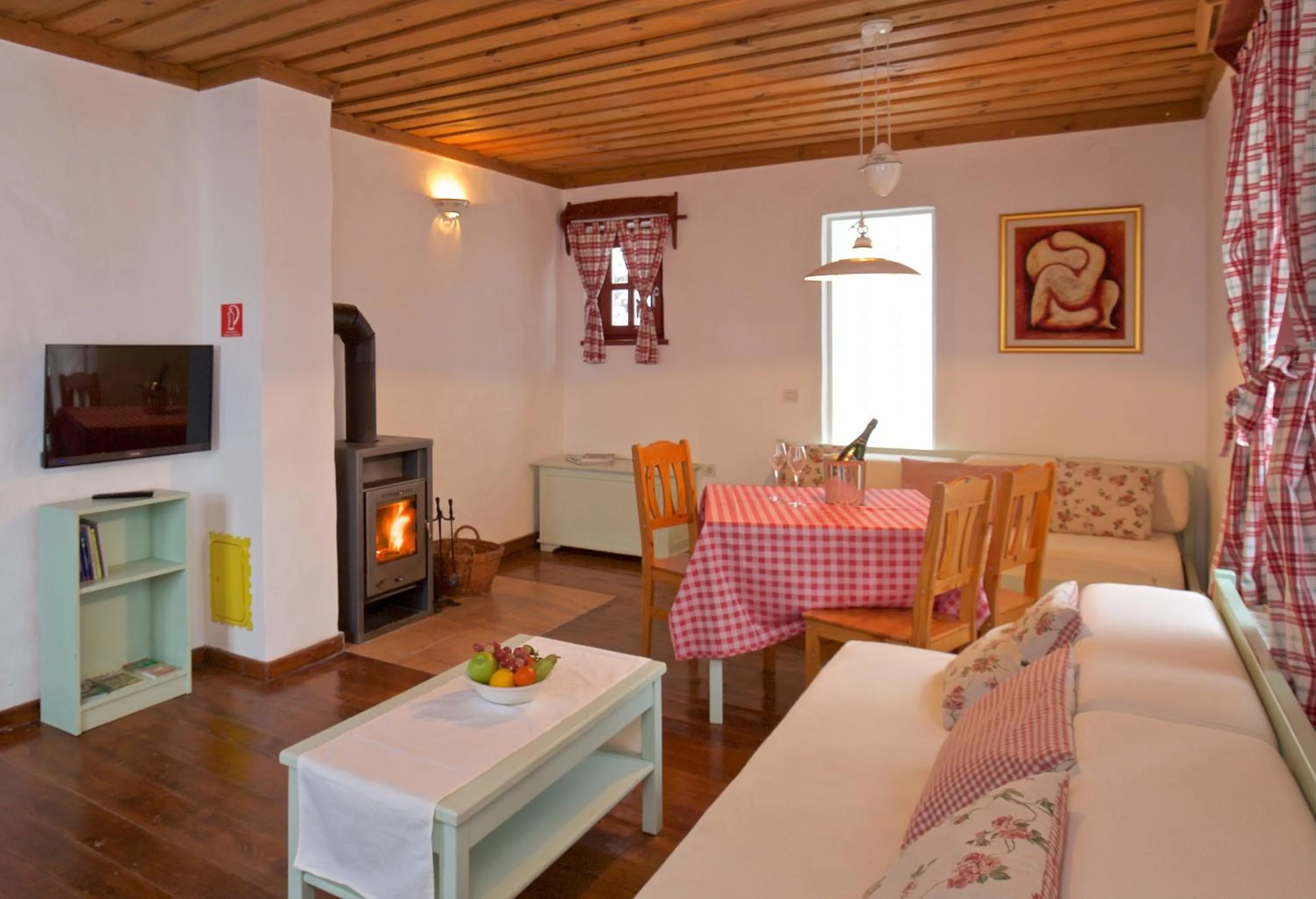 Seating area in Winery, Restaurant & Pension Vuglec Breg