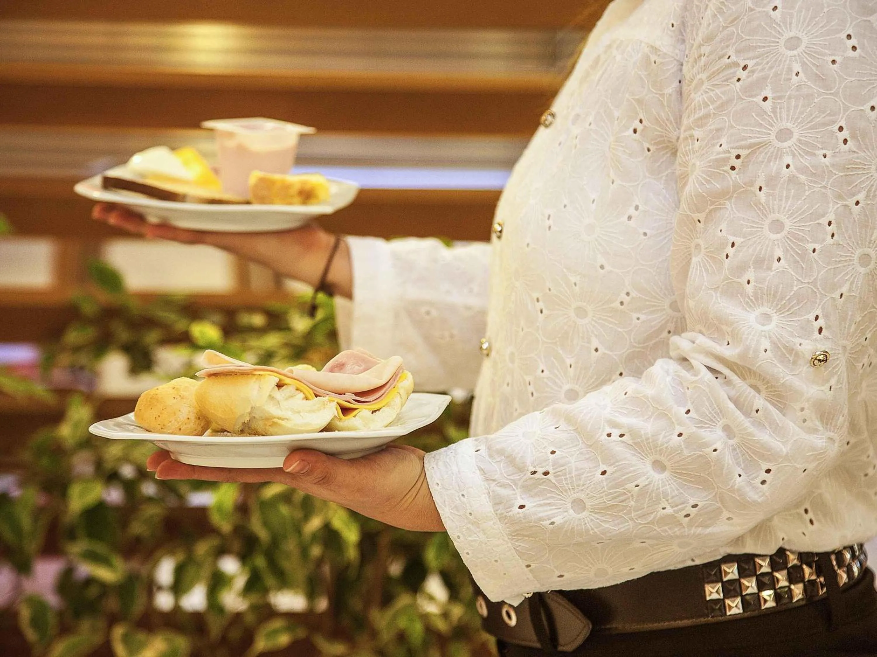 Restaurant/places to eat in ibis Uberlandia