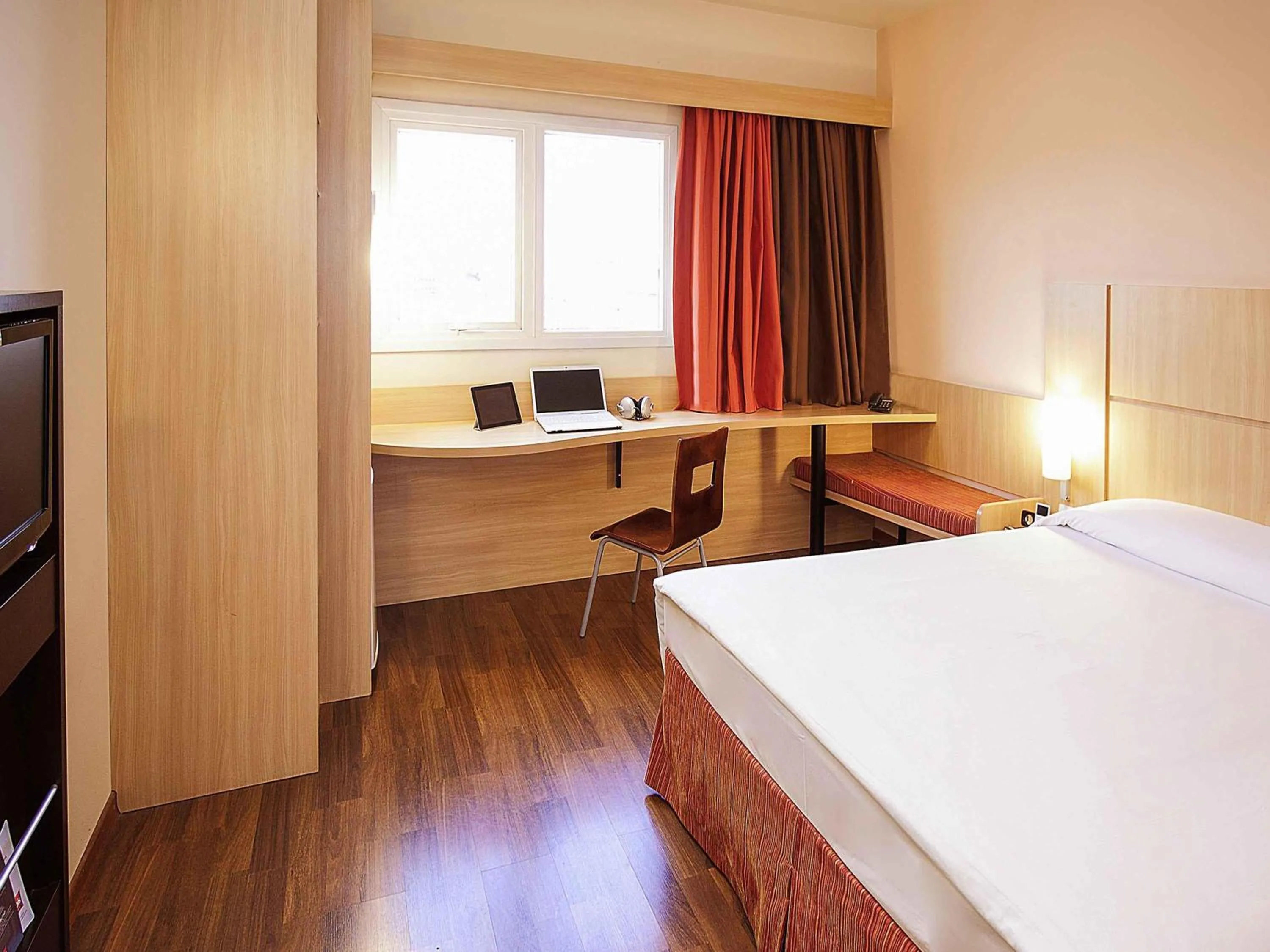 Bedroom, Bed in ibis Uberlandia