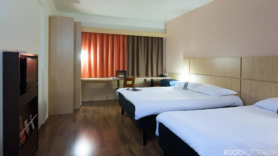 Bedroom, Bed in ibis Uberlandia