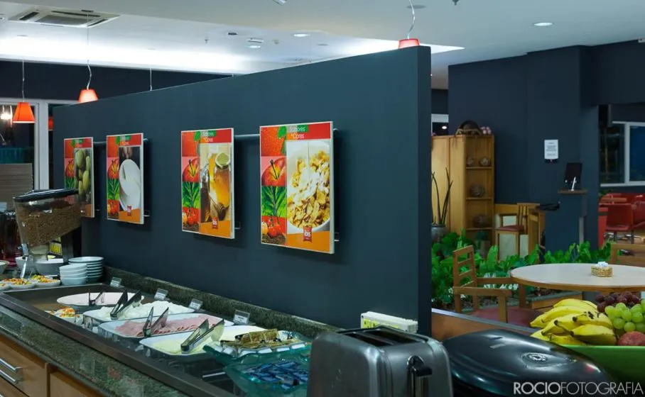 Restaurant/places to eat in ibis Uberlandia