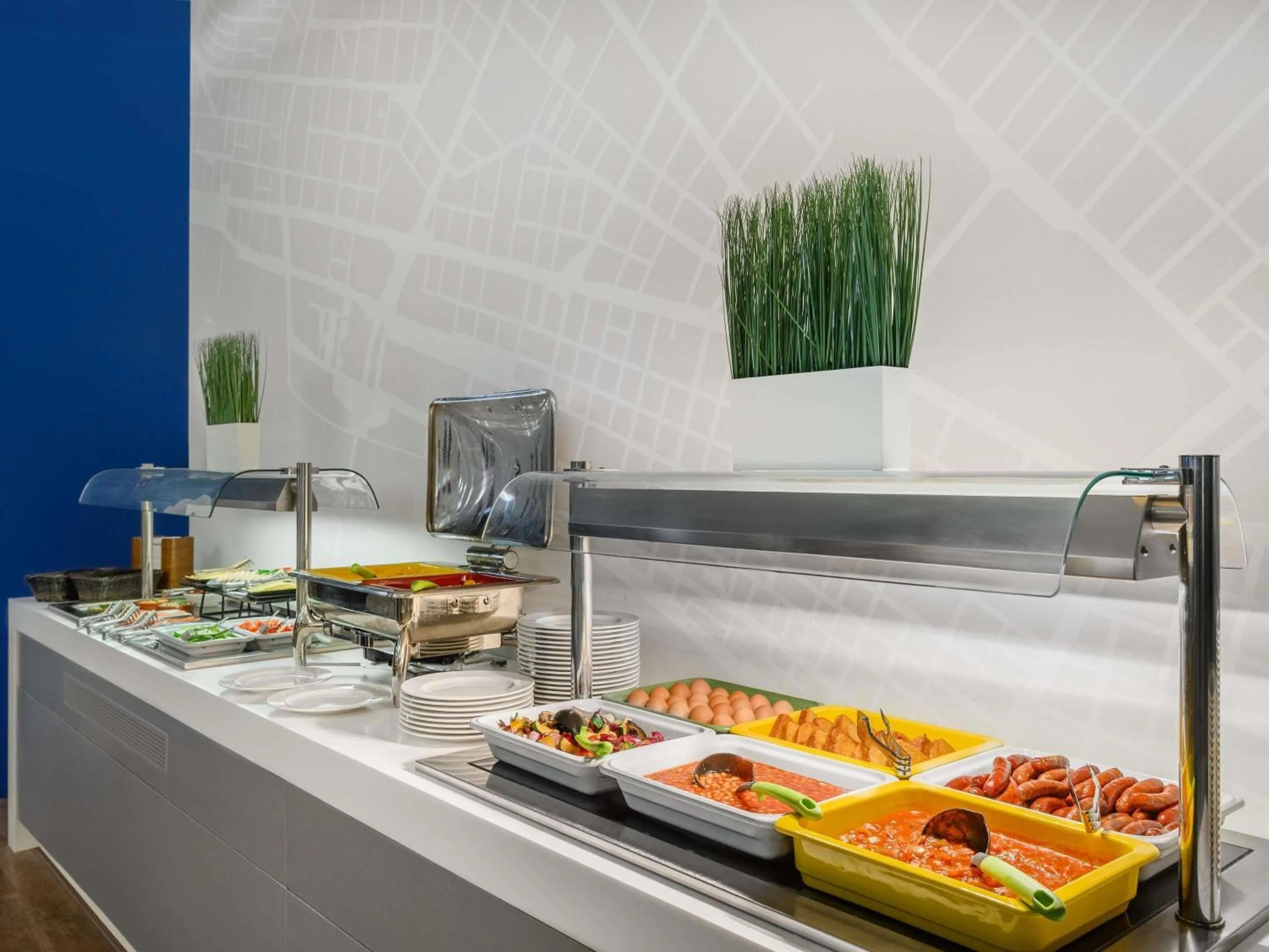 Restaurant/places to eat in ibis Styles Budapest Airport