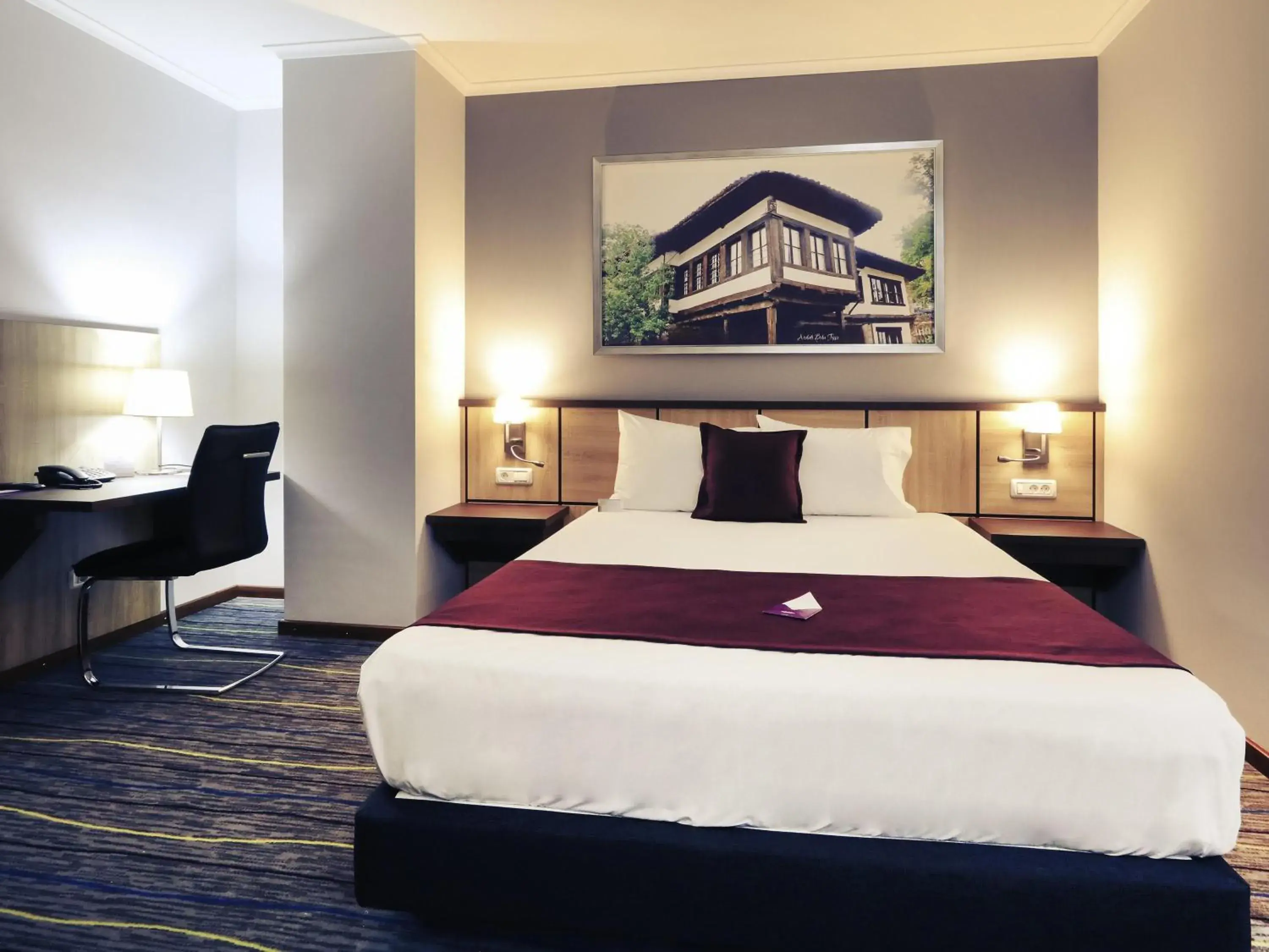 Standard Double Room in Mercure Tetovo Standard Double Room in Mercure Tetovo