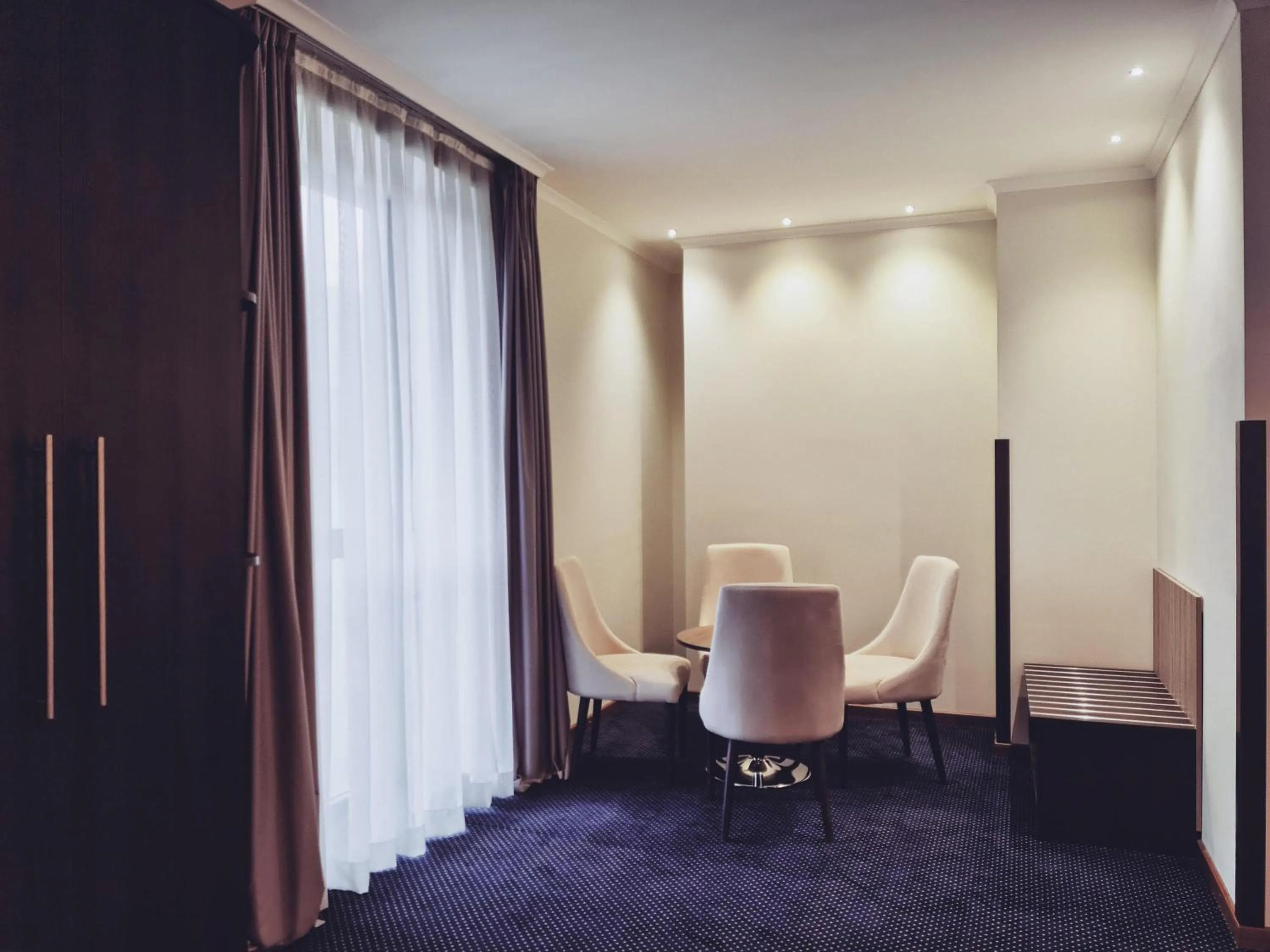 Bedroom in Mercure Tetovo