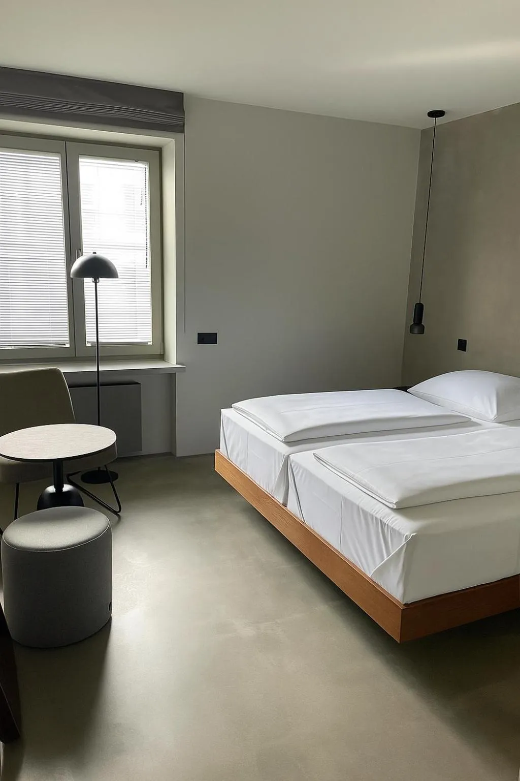 Bed in Hotel Mons am Goetheplatz