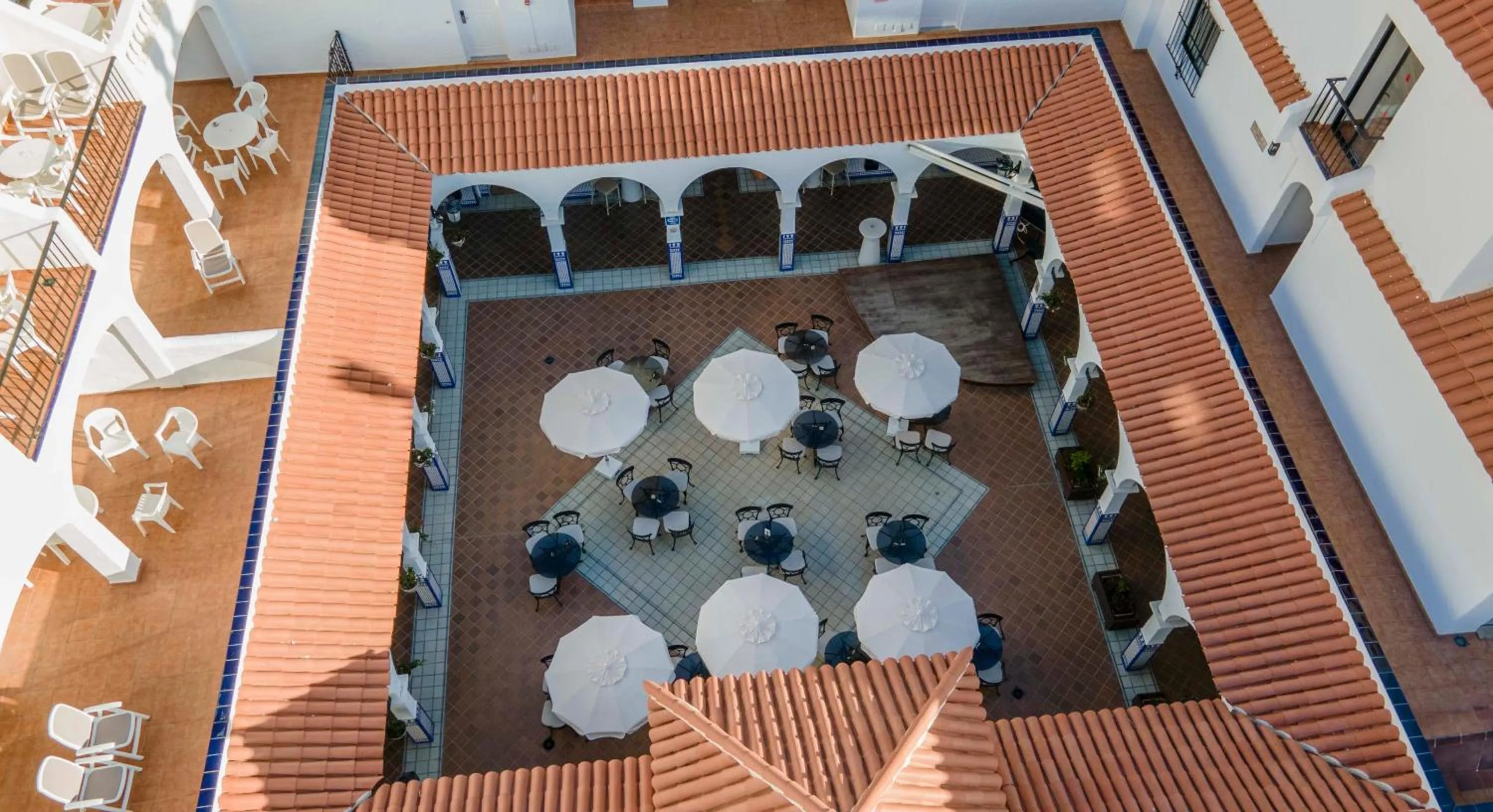 Property building in Ona Beverly Hills Heights