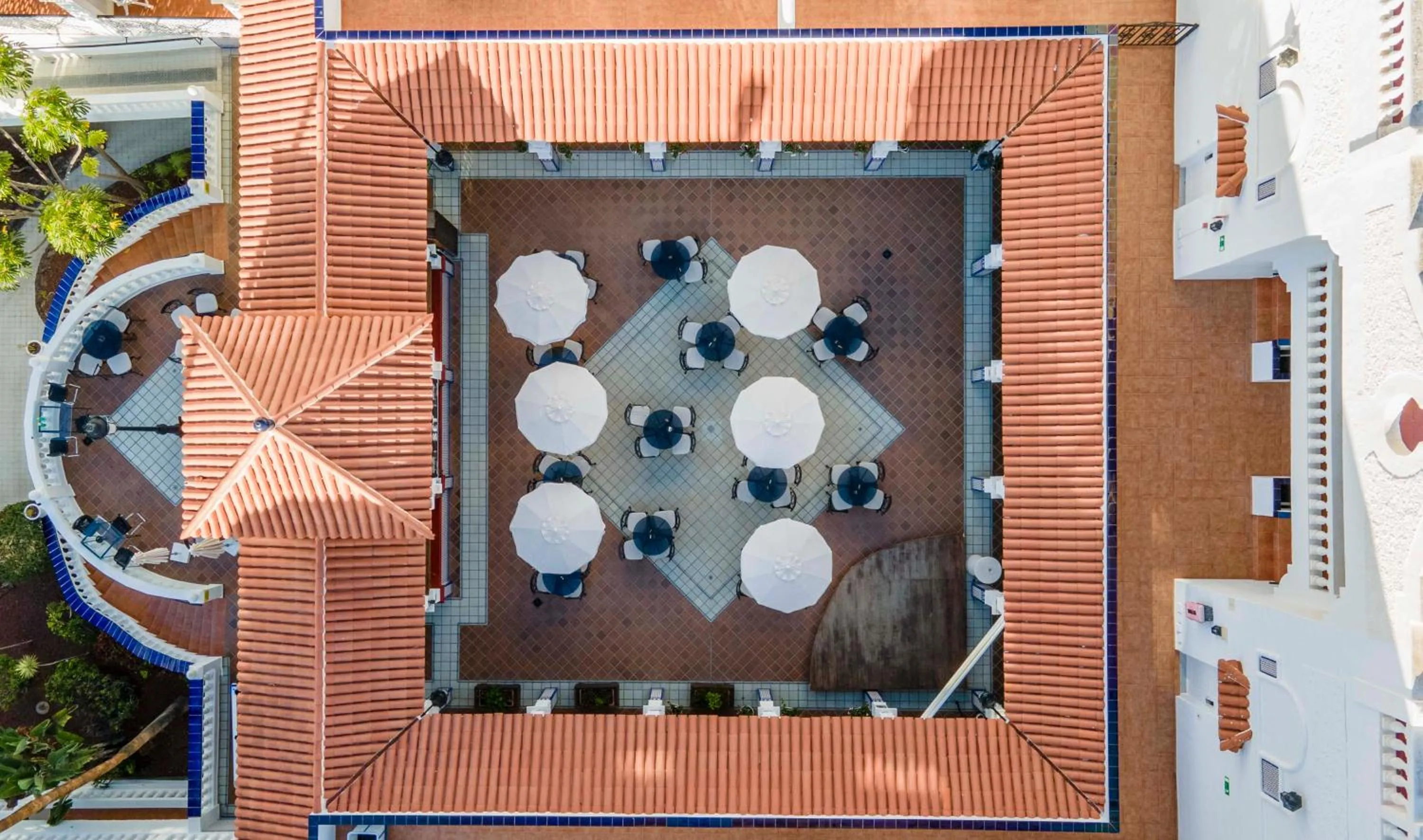 Property building in Ona Beverly Hills Heights