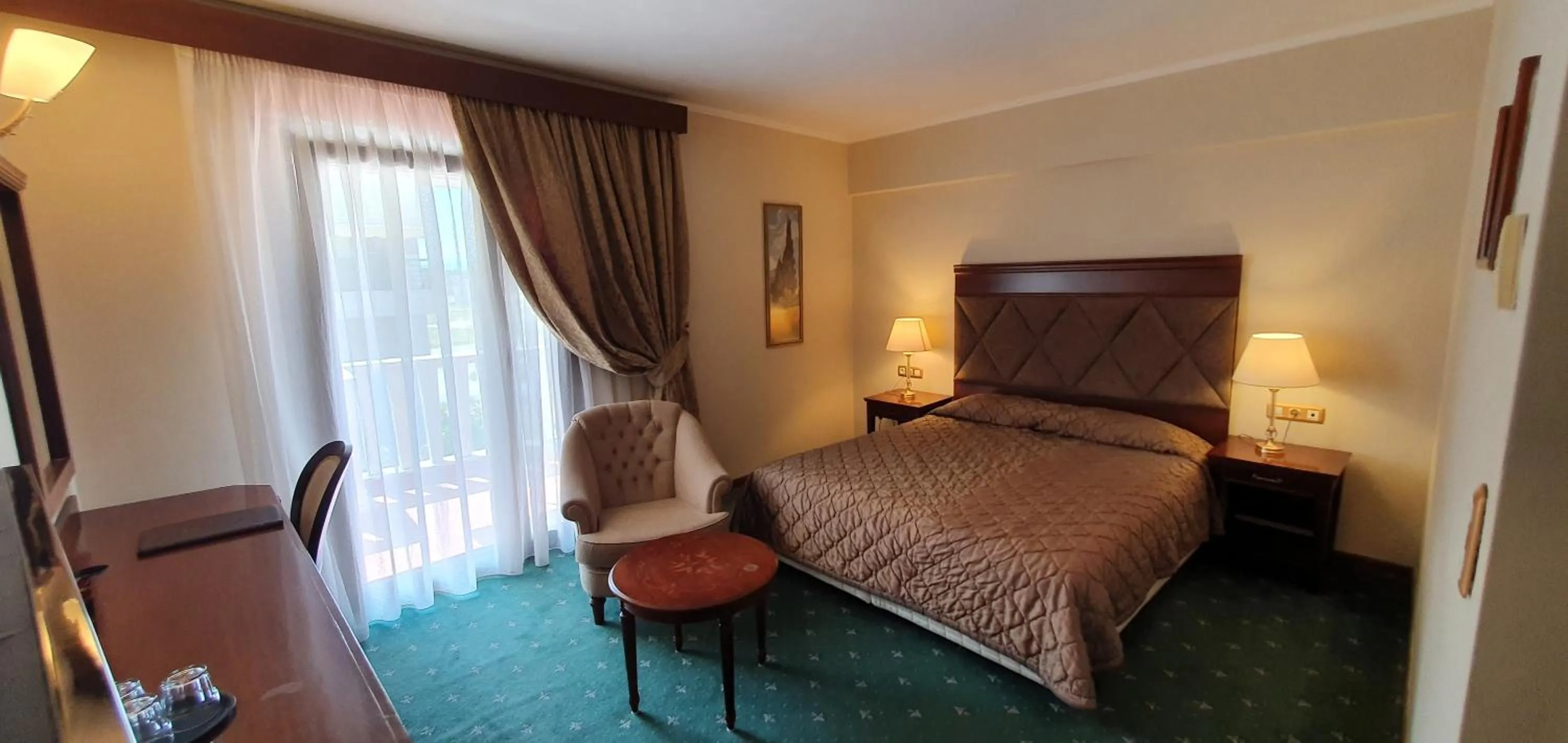 Bed in Aeton Melathron Hotel