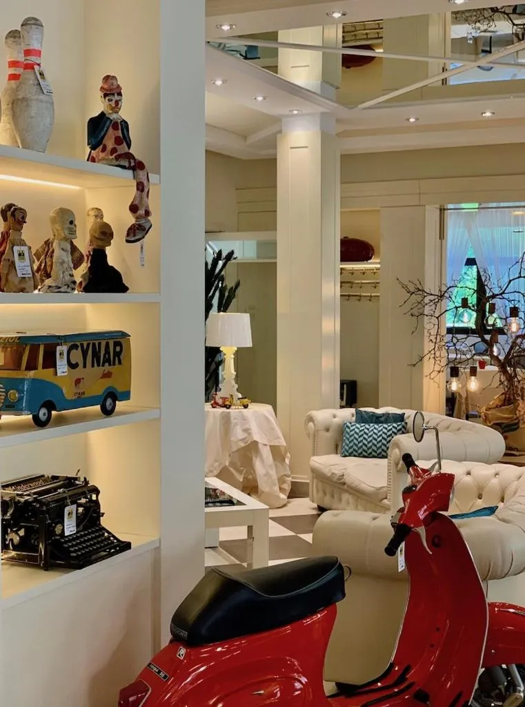 Decorative detail in Hotel Brescia