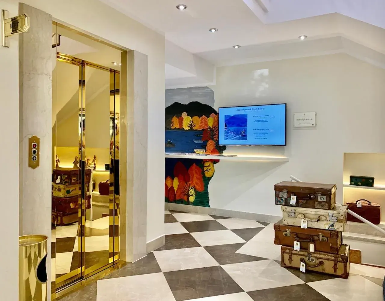 Suite with Spa Bath - single occupancy in Hotel Brescia Suite with Spa Bath - single occupancy in Hotel Brescia