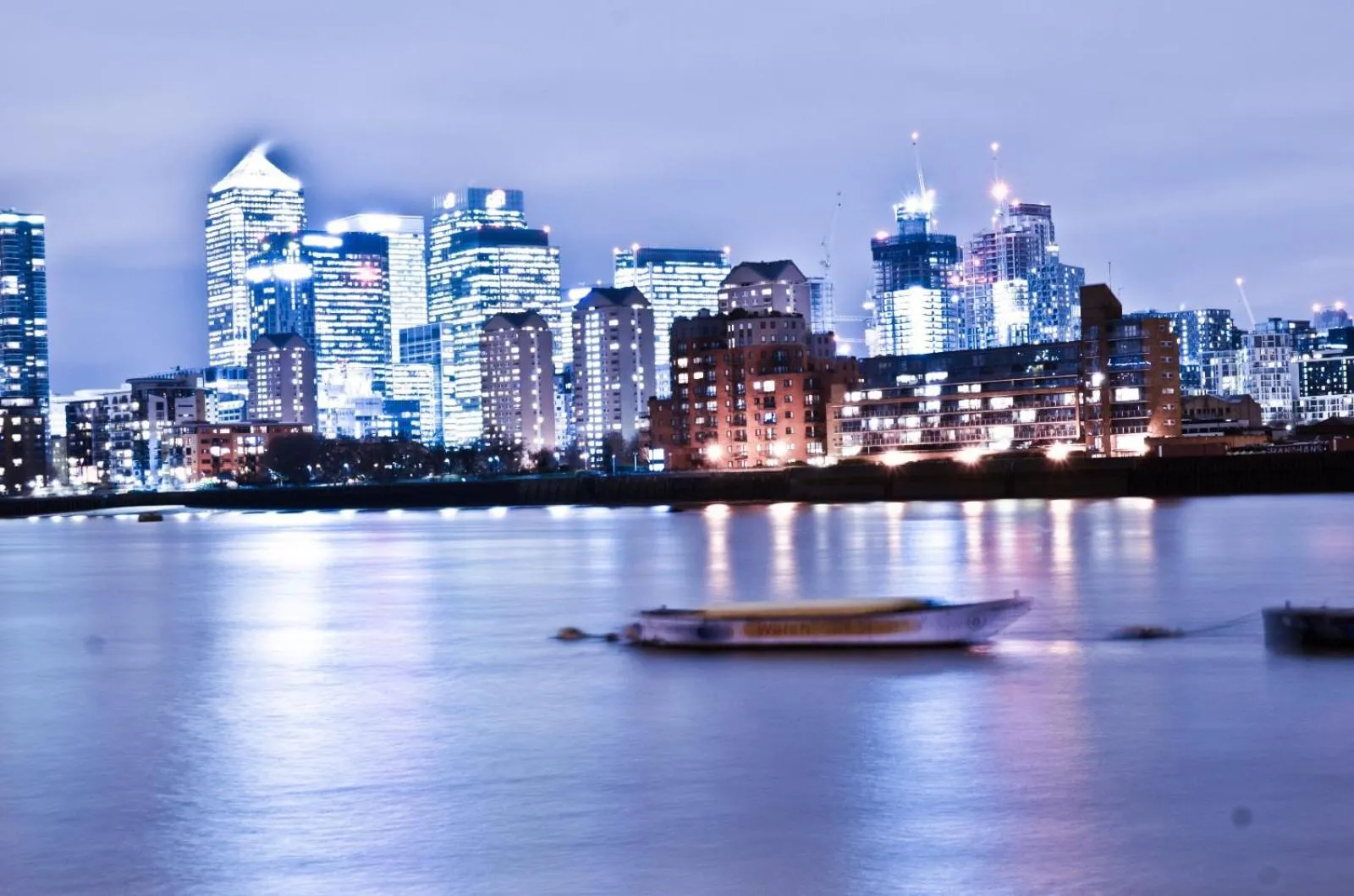 Nearby landmark in Thames View House Surrey Quays