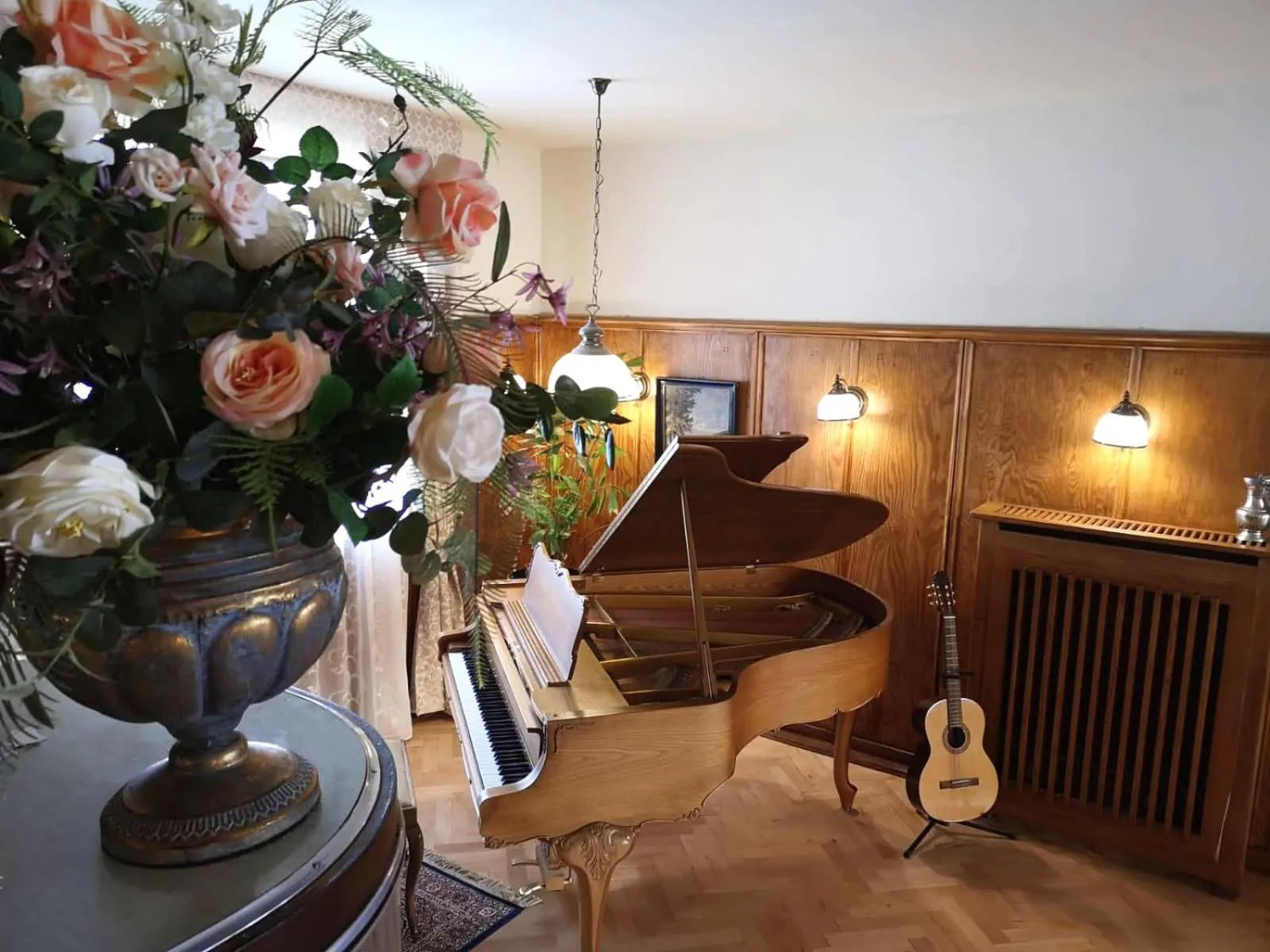 Dining area in Hotel Adler