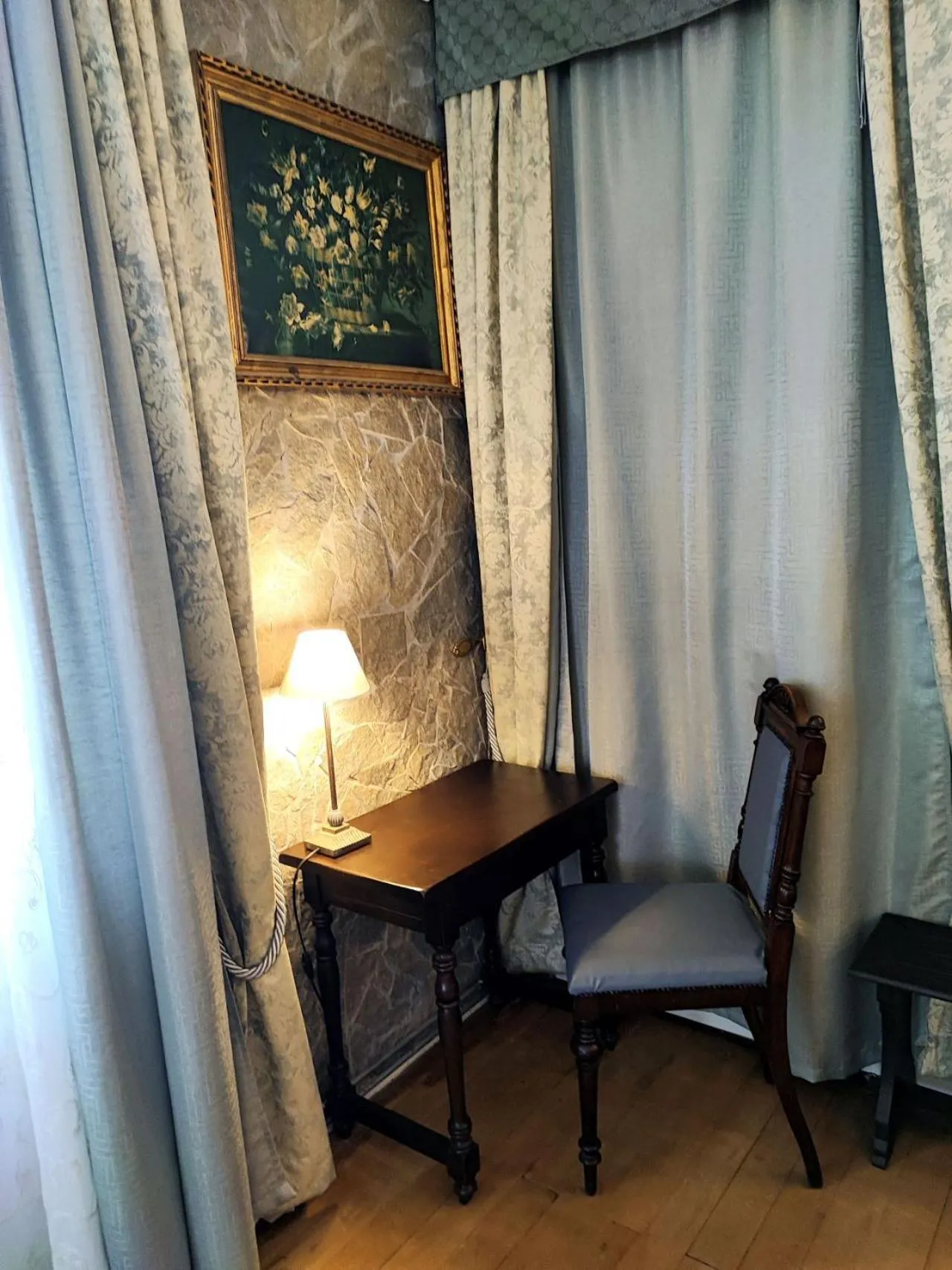 Photo of the whole room in Hotel Adler