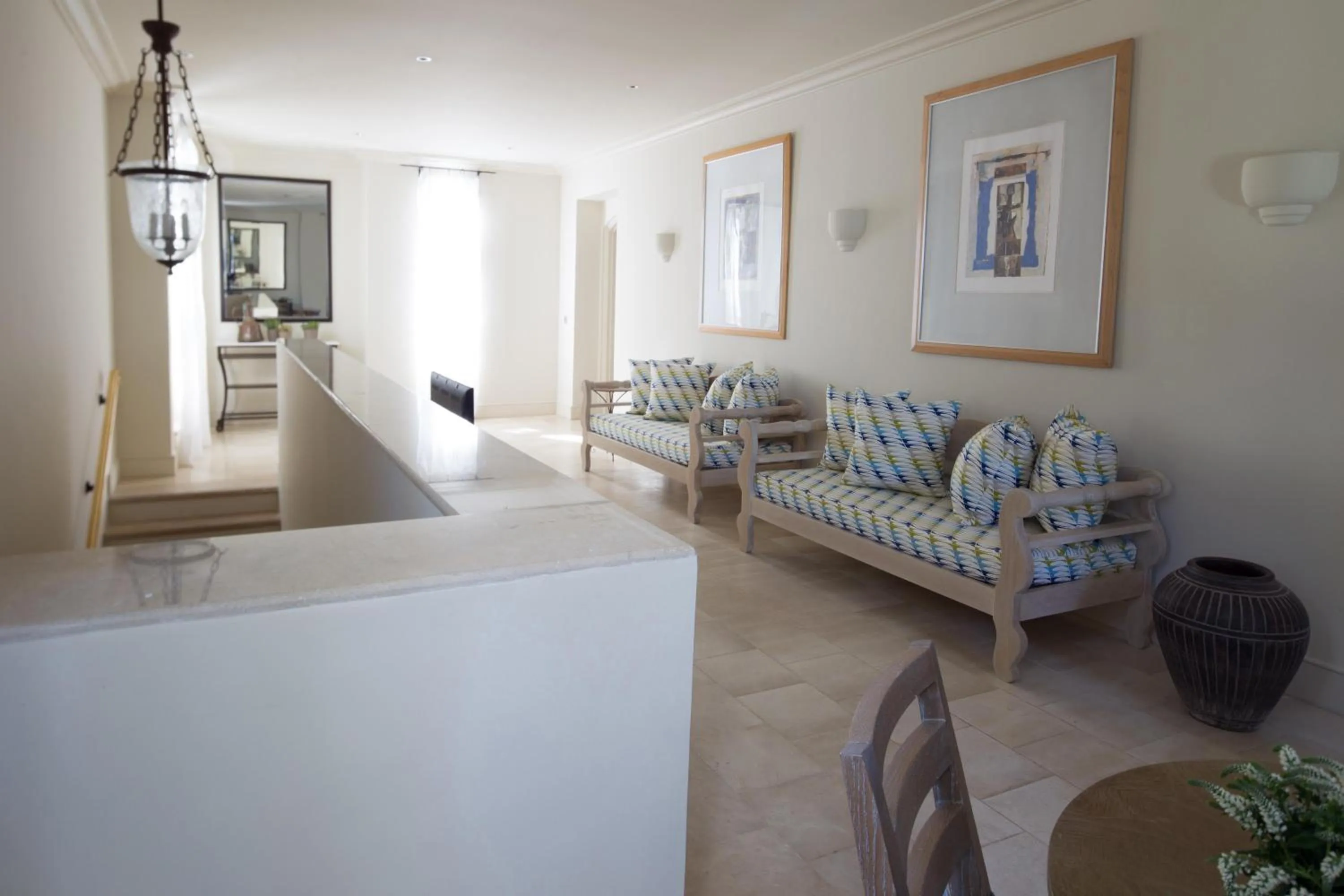 Photo of the whole room in Anassa