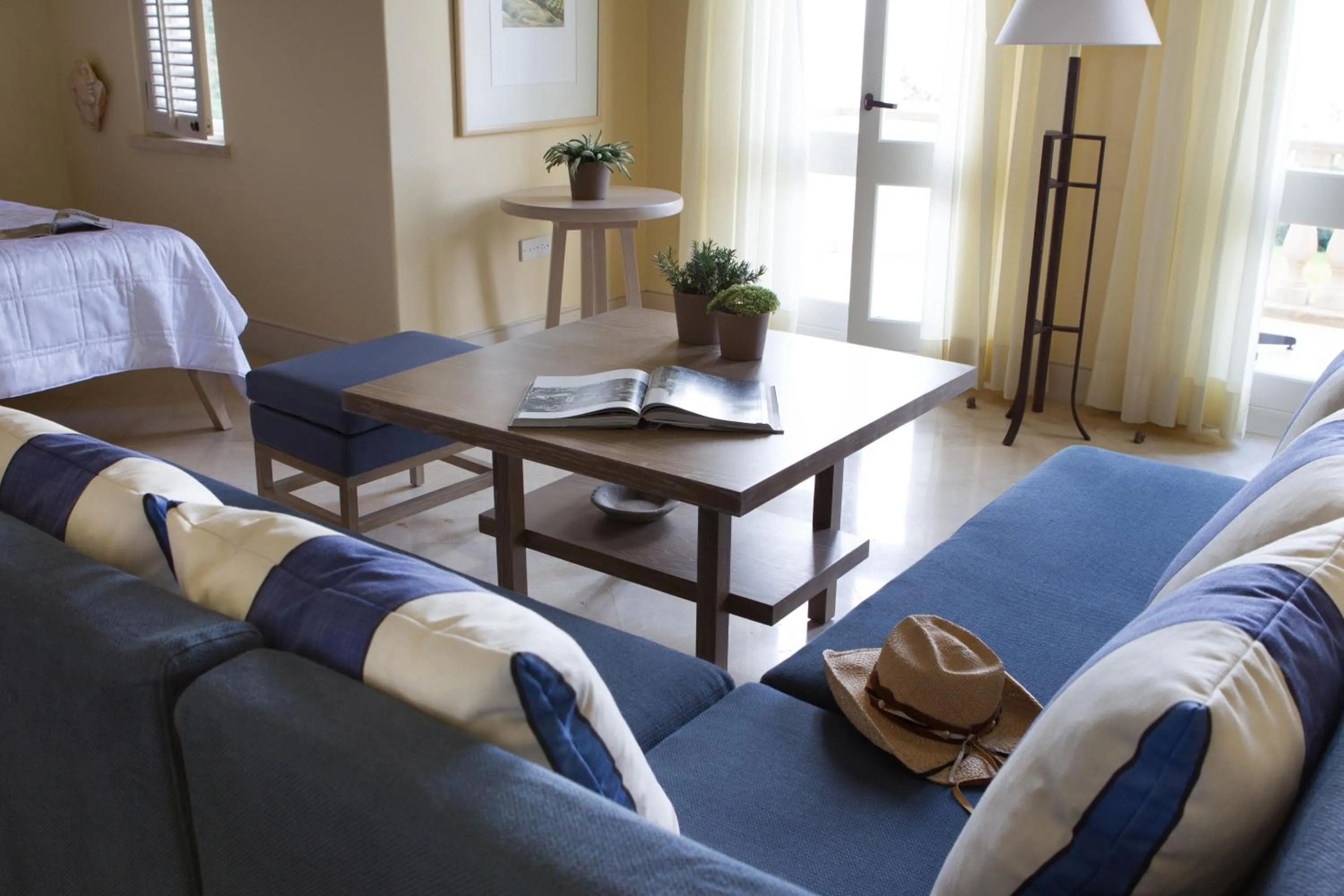 Photo of the whole room, Bed in Anassa