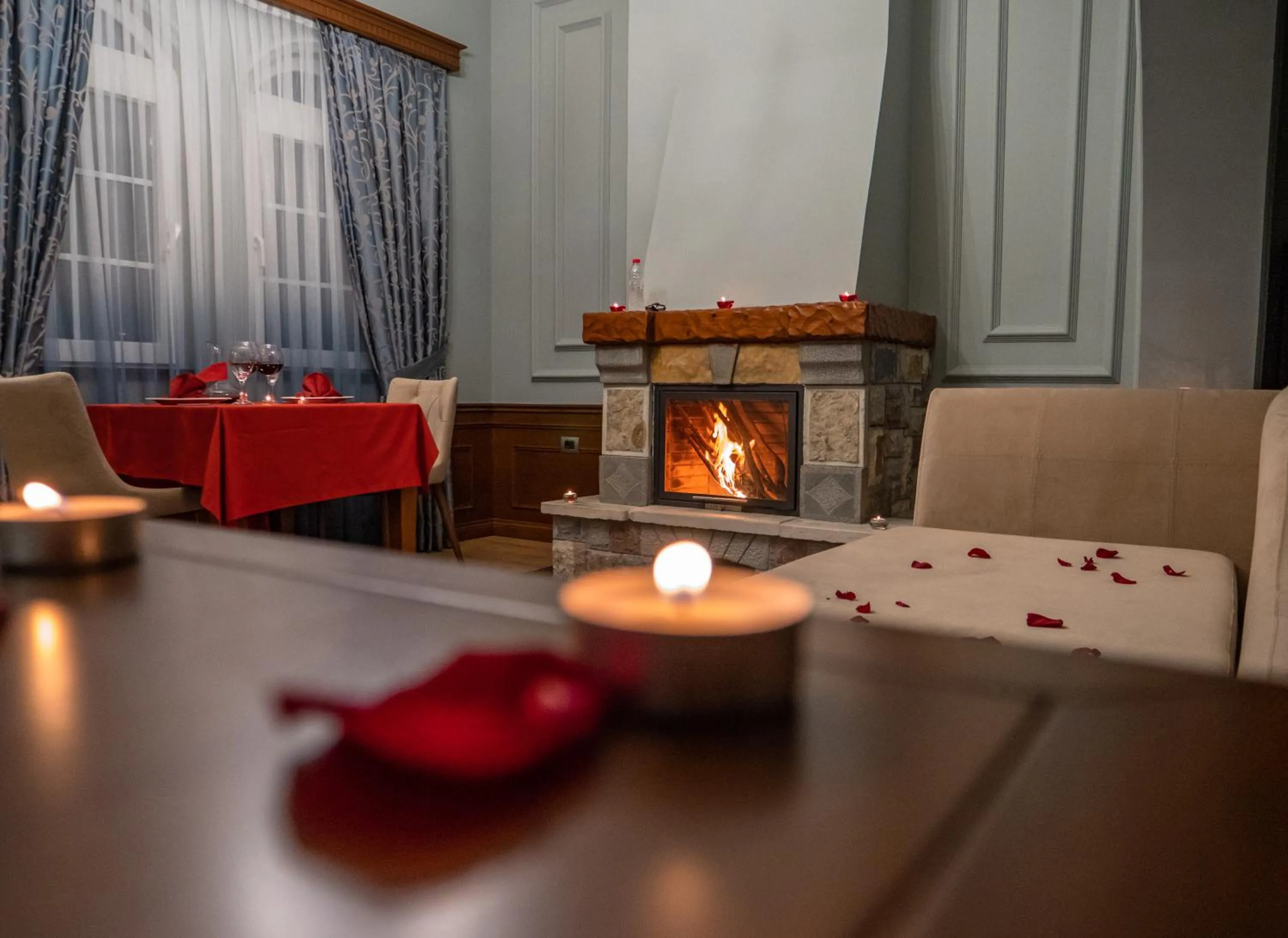 Restaurant/places to eat in PalmaNova Resort