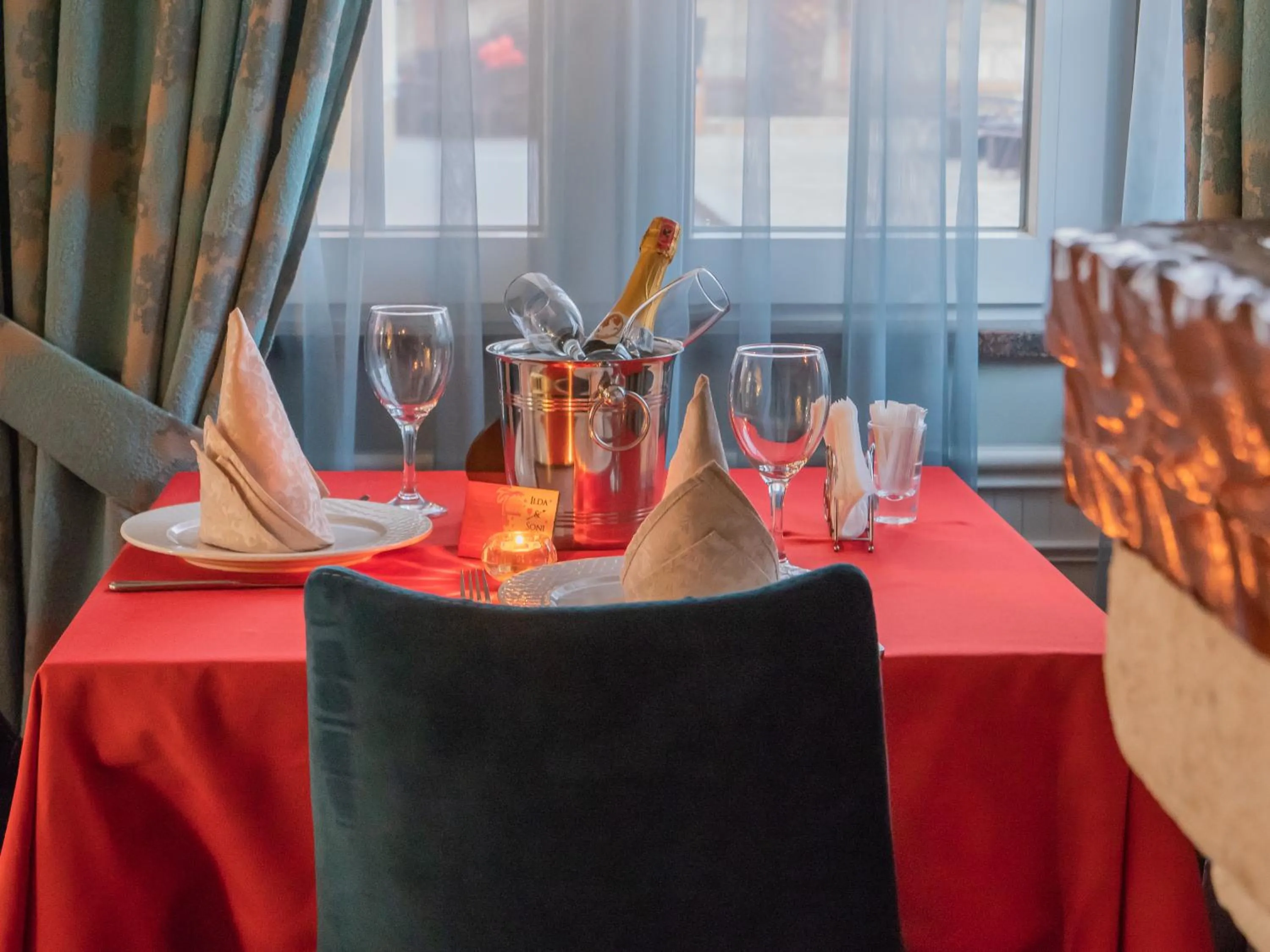 Dining area in PalmaNova Resort