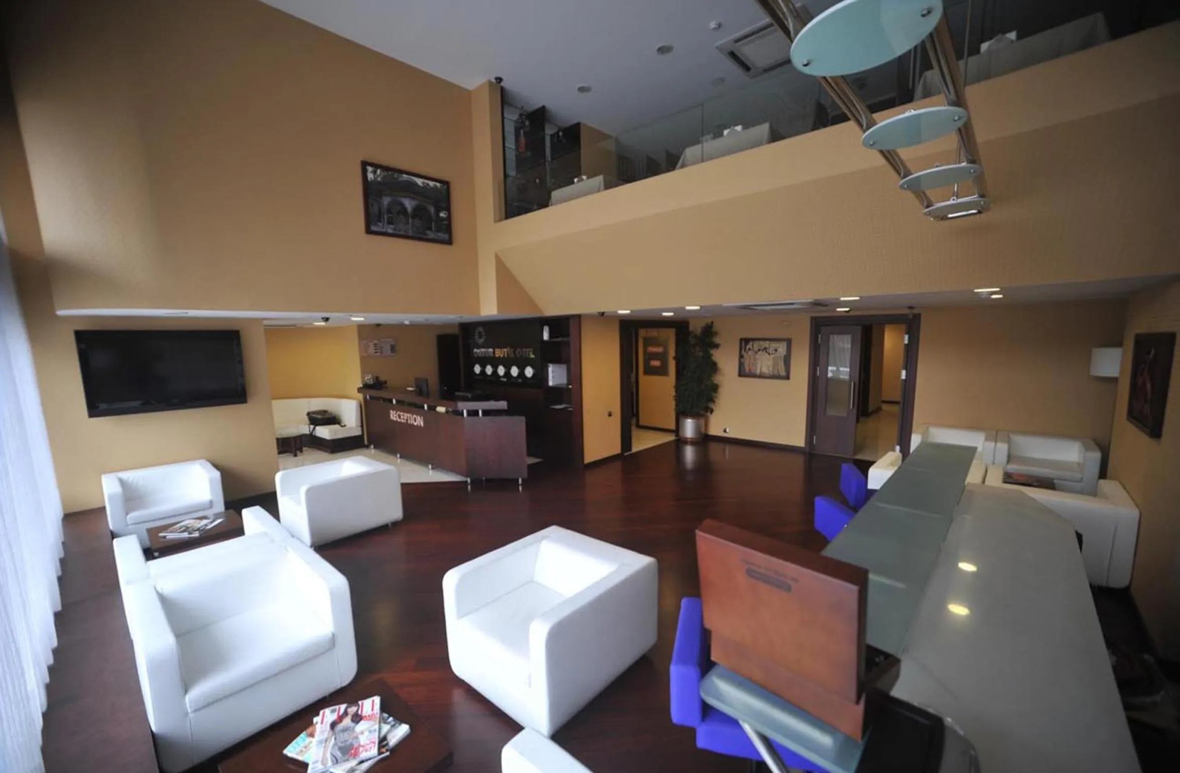 Lobby or reception in Ontur Butik Hotel