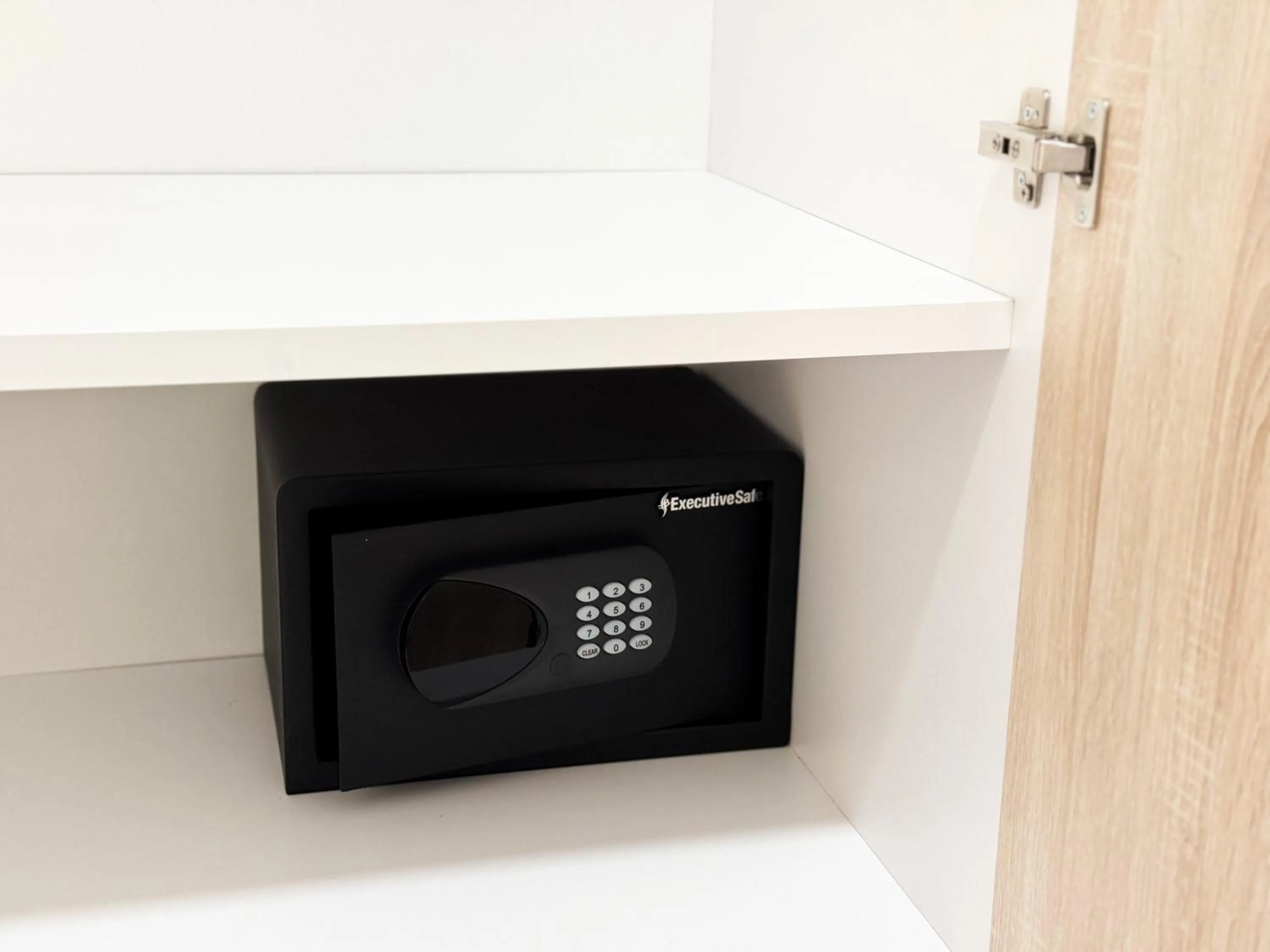 Acropolis Apartments