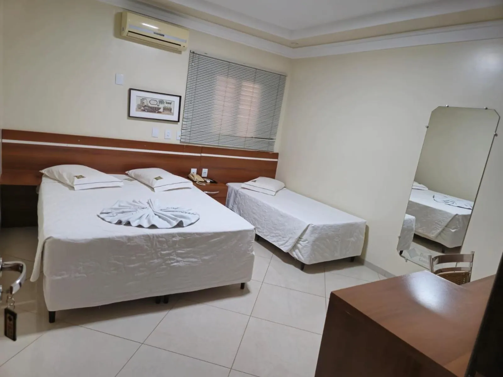 Dourados Center Hotel